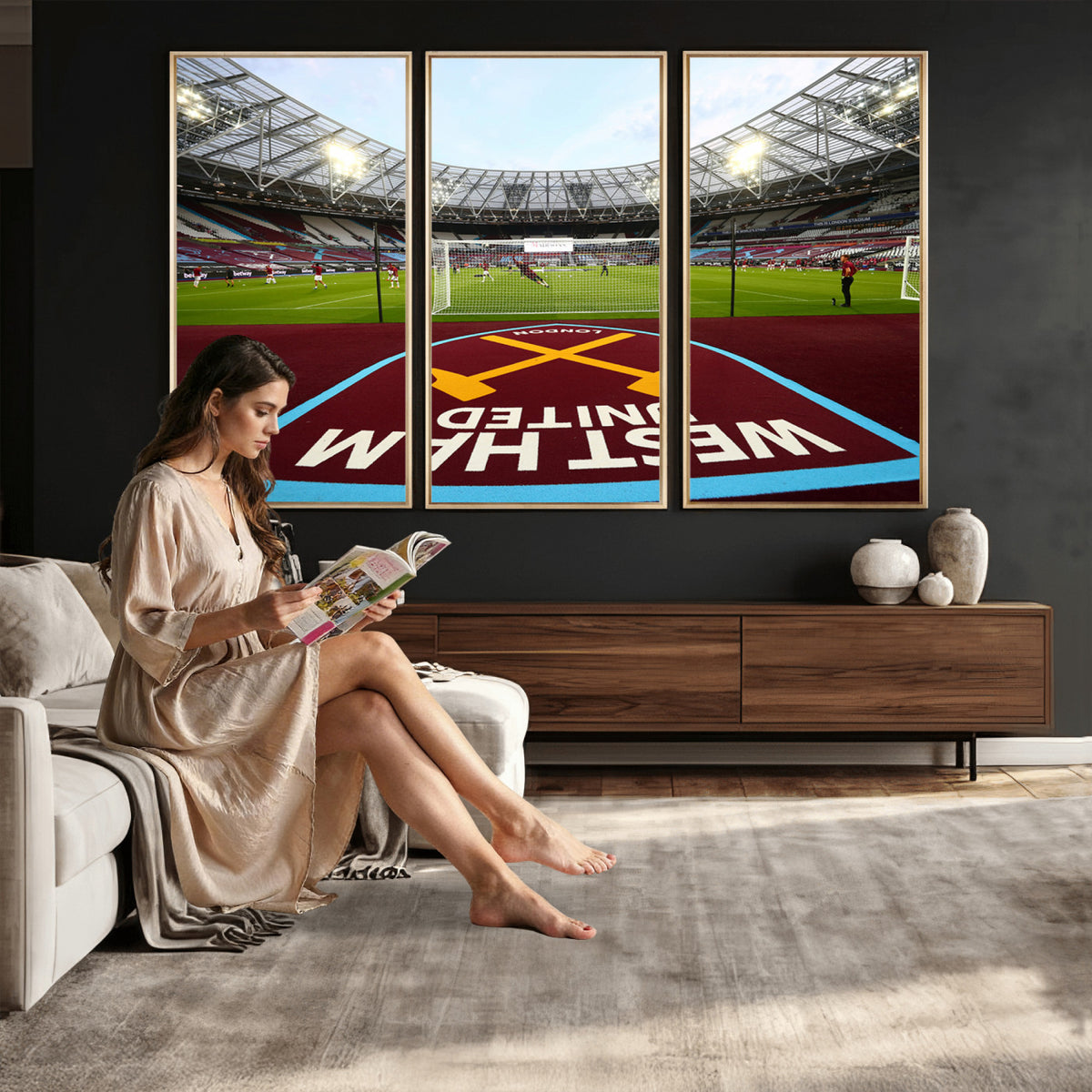 77367-MGV-CV-36X24 - West Ham United FC Stadium Canvas Wall Art, London Stadium