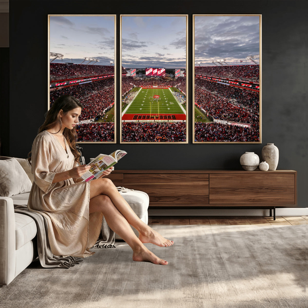 35698-MGV-CV-36X24 - Florida Tampa Raymond James Stadium Wall Art Canvas Print - NFL Football Stadium Print Canvas