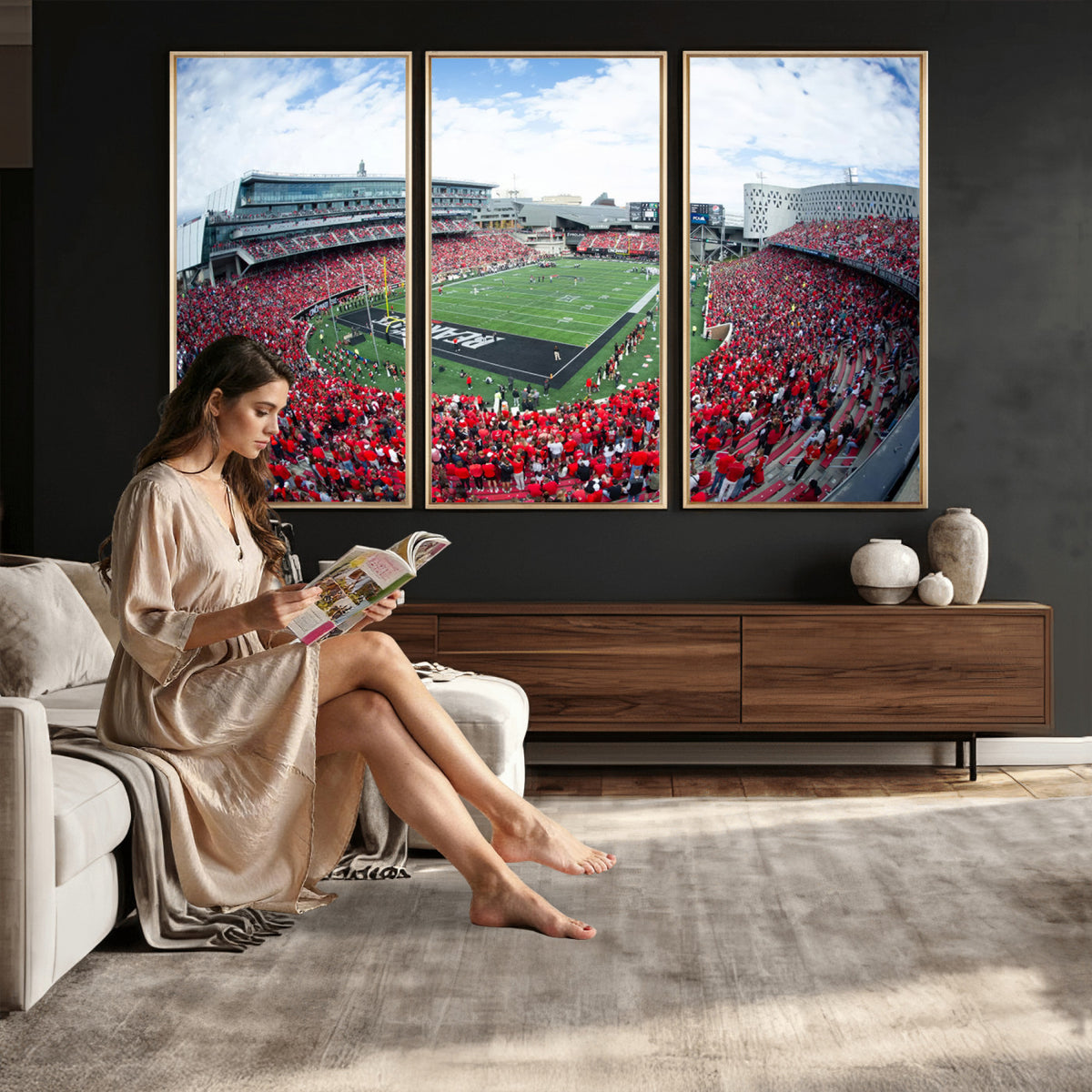 54070-MGV-CV-36X24 - Cincinnati Bearcats Football Team Print - Nippert Stadium Wall Art Canvas Print
