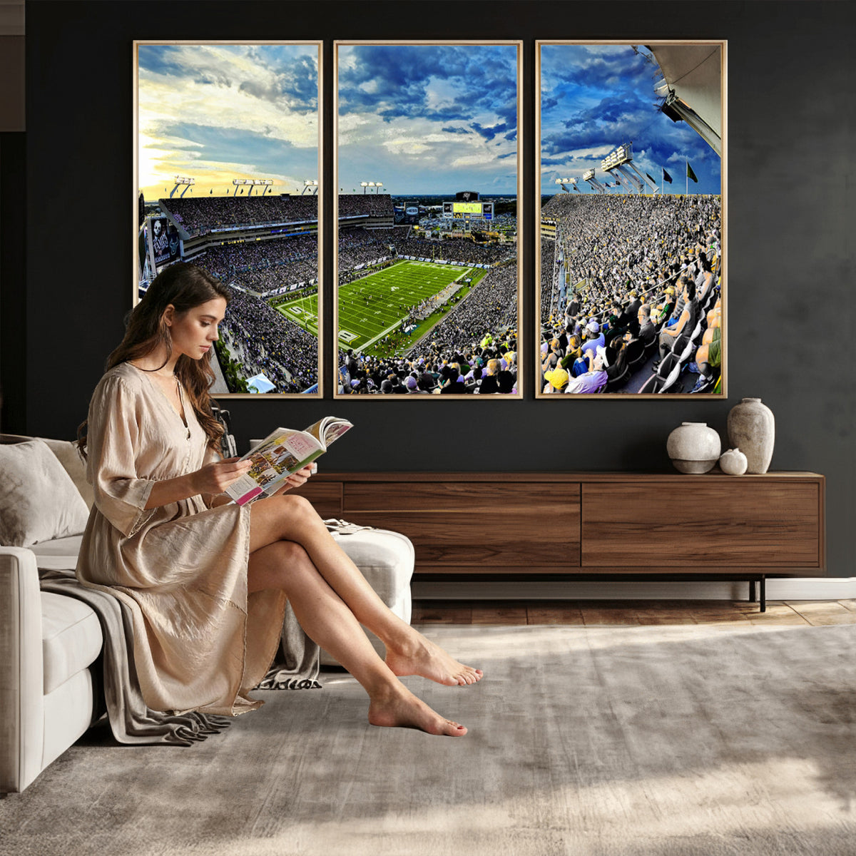 23788-MGV-CV-36X24 - Framed USF Bulls Football Team Print - Tampa Raymond James Stadium Wall Art Canvas Print