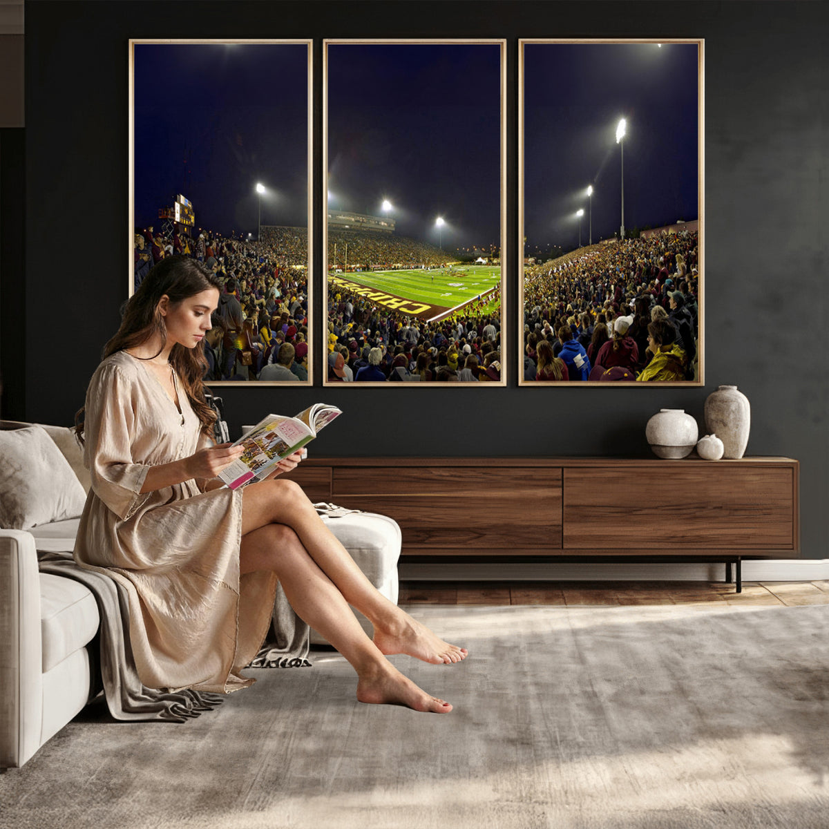 45619-MGV-CV-36X24 - Central Michigan University Chippewas Canvas Wall Art, Football Team Print - Mount Pleasant