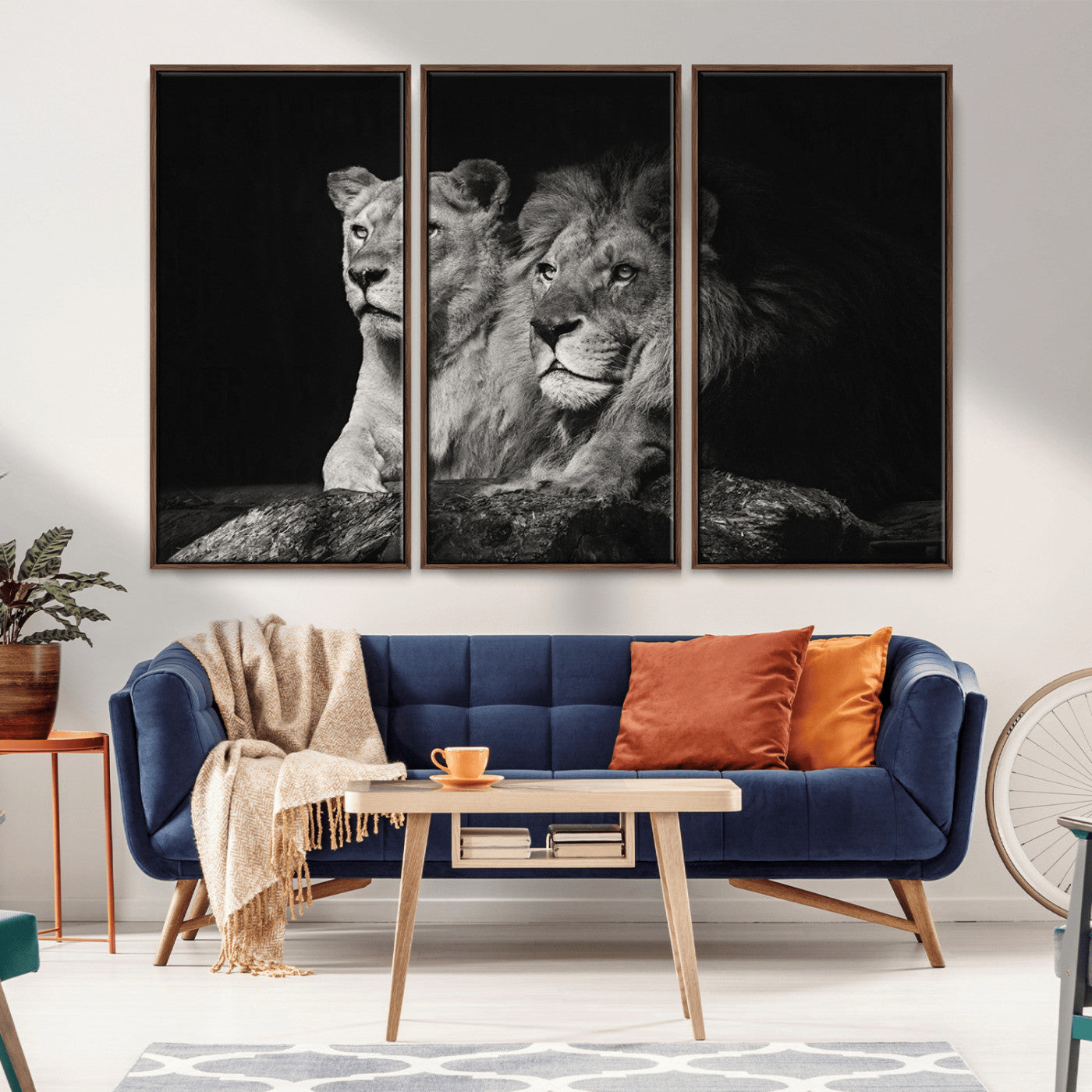 MGV-FC-48X32-3P - Lion Couple Canvas Wall Art Print – Elegant Wildlife Portrait in Black and White Lion Family – Ready to Hang