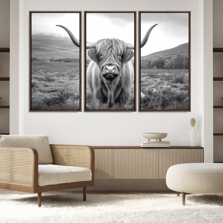 Black White Scottish Highland Cow Canvas Farm Wall Art Canvas Print