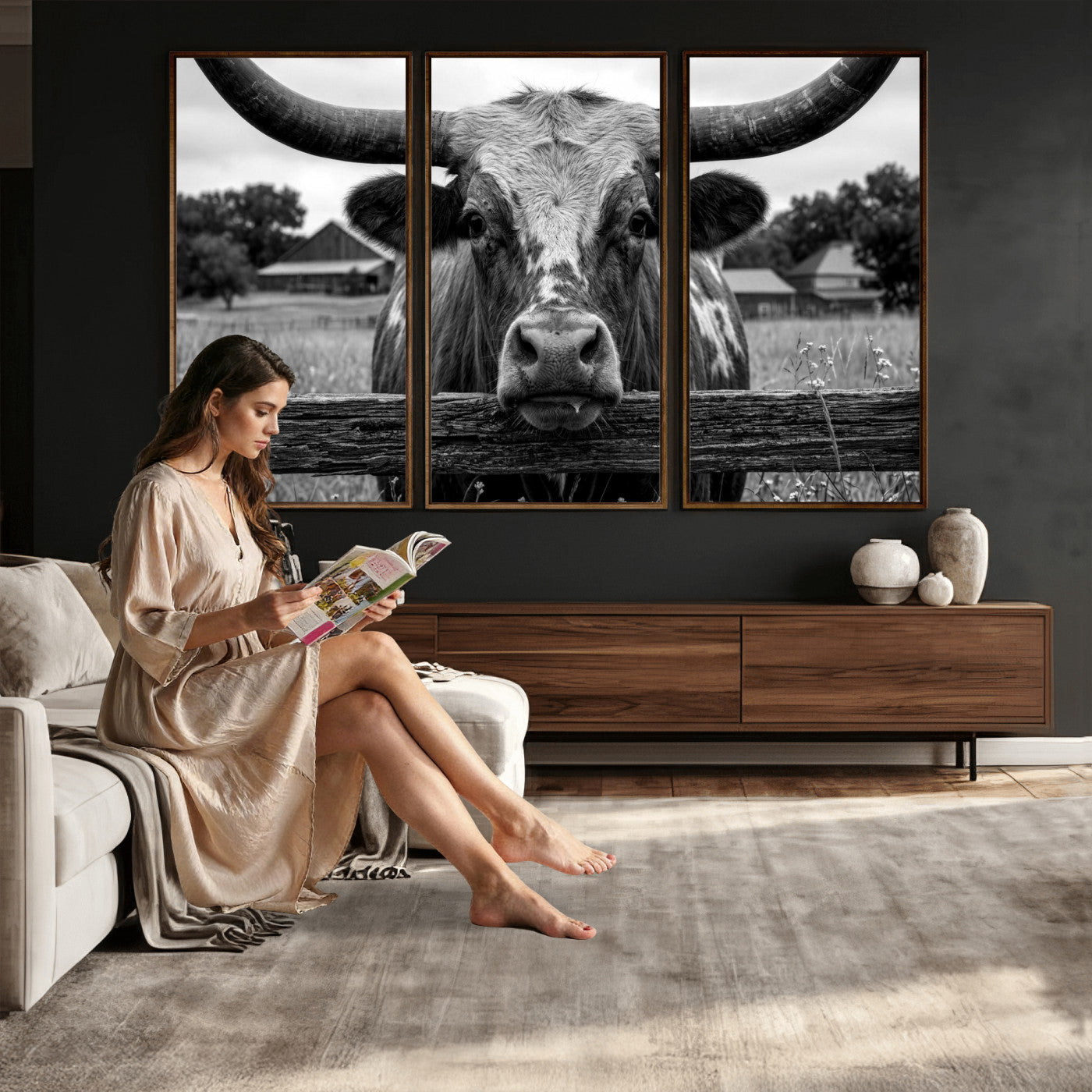 59378683B-MGV-CV-36X24 - Black White Texas Longhorn Bull Canvas Wall Art, Western Ranch Cattle Photography Print, Rustic Farmhouse Cowboy Decor Artwork