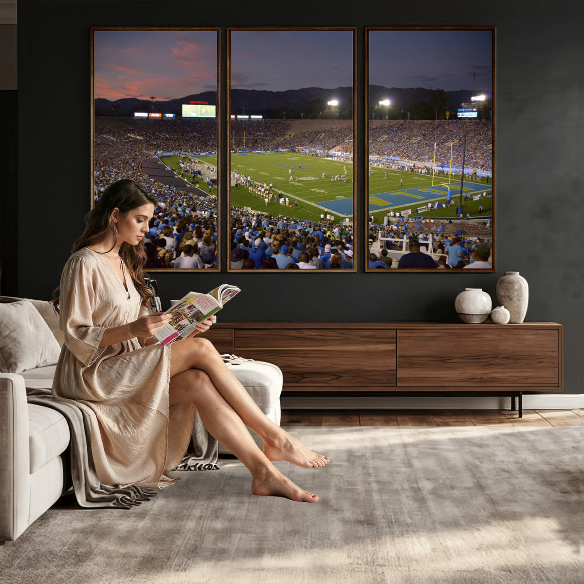 90359-MGV-CV-36X24 - UCLA Bruins Football Team Print - Pasadena Rose Bowl Stadium Wall Art Canvas Print