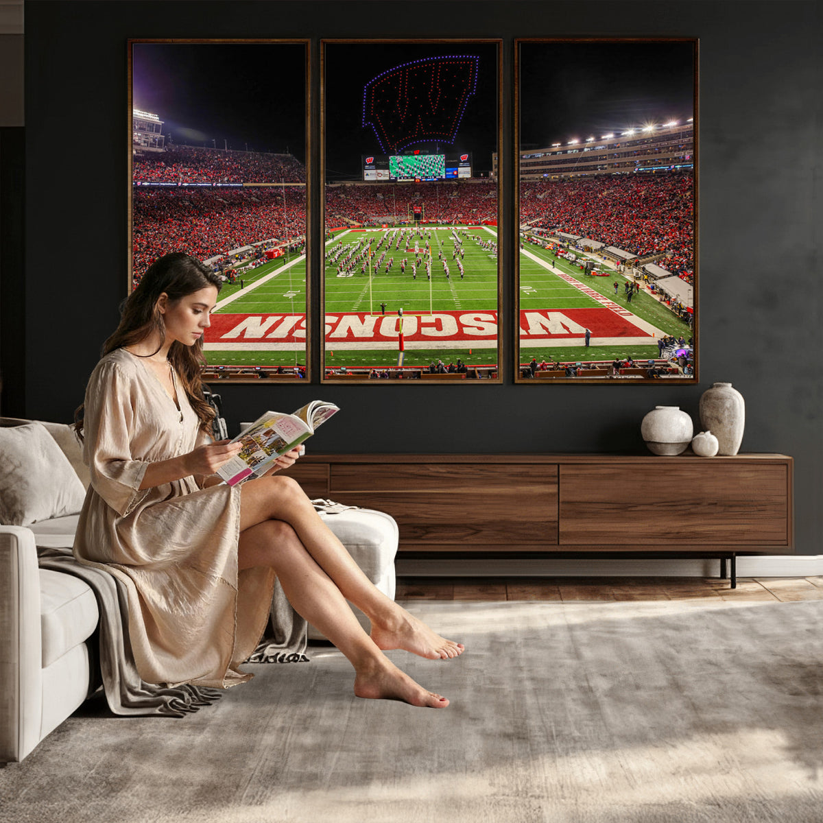 34125-MGV-CV-36X24 - Wisconsin Badgers Football Team Print Canvas- Madison Camp Randall Stadium Wall Art Canvas Print