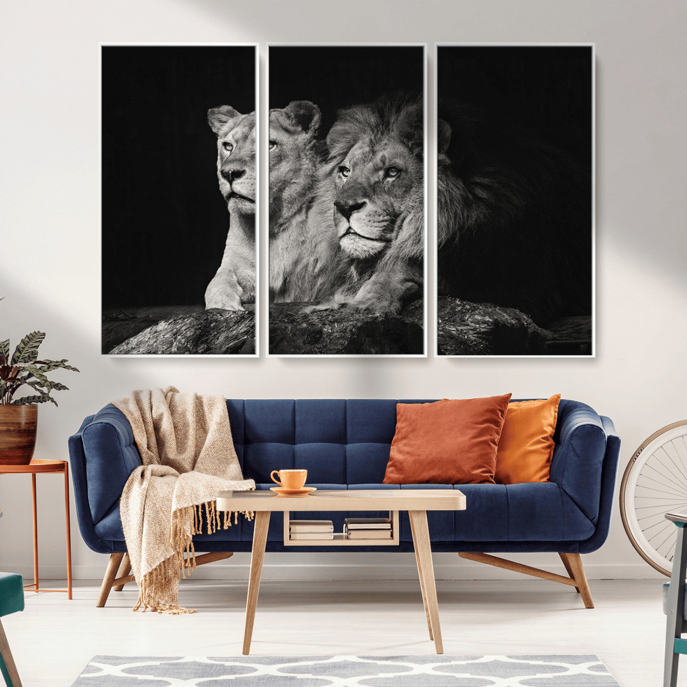 MGV-FC-48X32-3P - Lion Couple Canvas Wall Art Print – Elegant Wildlife Portrait in Black and White Lion Family – Ready to Hang
