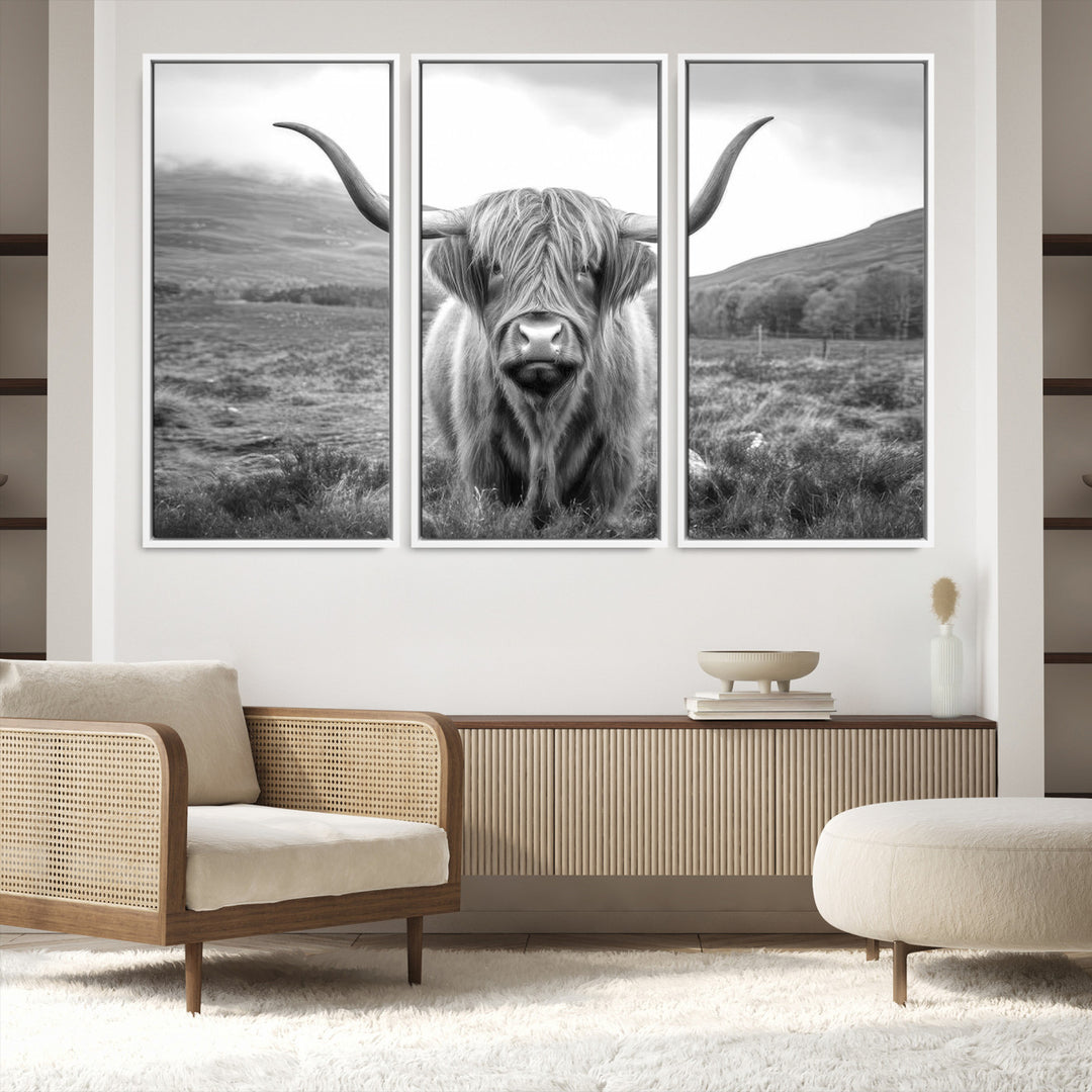 Black White Scottish Highland Cow Canvas Farm Wall Art Canvas Print
