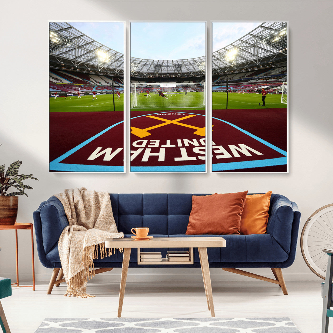 MGV-FC-48X32-3P - West Ham United FC Stadium Canvas Wall Art – London Stadium Football Print – Premier League Team