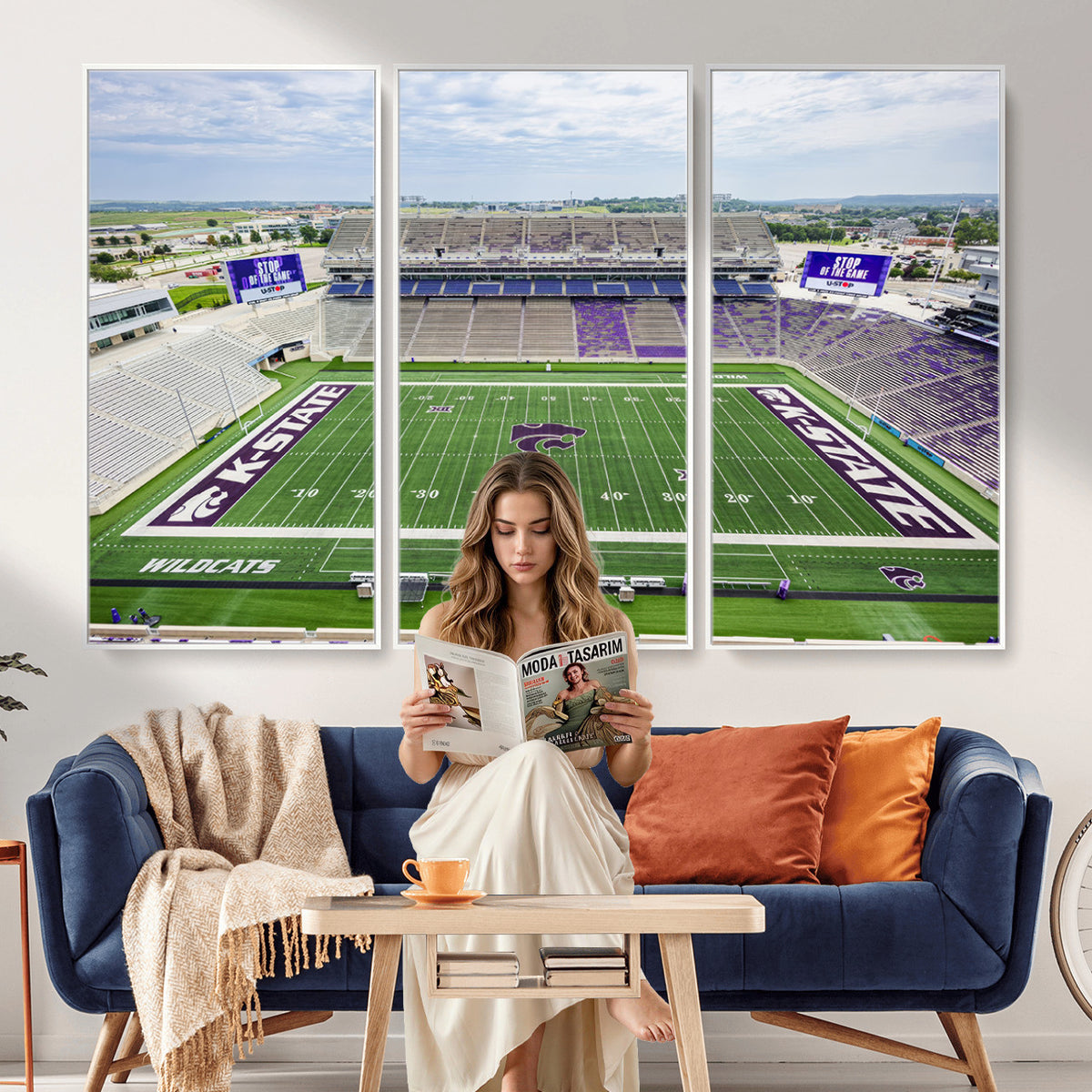 29452-MGV-CV-36X24 - KState Wildcats Football Team Print - Manhattan Bill Snyder Family Football Stadium Wall Art Canvas