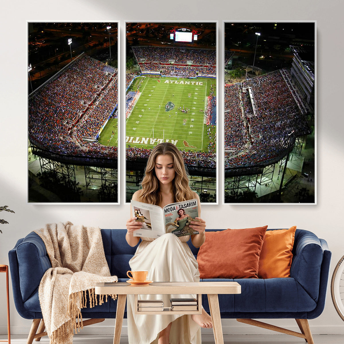 72354-MGV-CV-36X24 - Florida Atlantic University Owls Football Team Print - Boca Raton FAU Stadium Wall Art Canvas Print