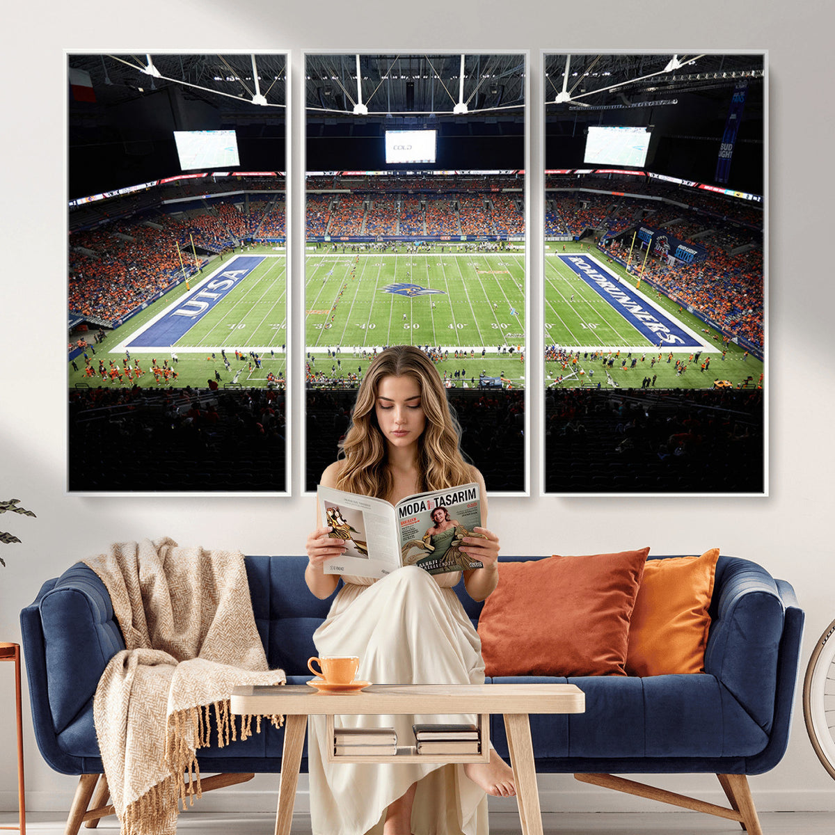 98617-MGV-CV-36X24 - The University of Texas at San Antonio Roadrunners Football Team Print, San Antonio Alamodome
