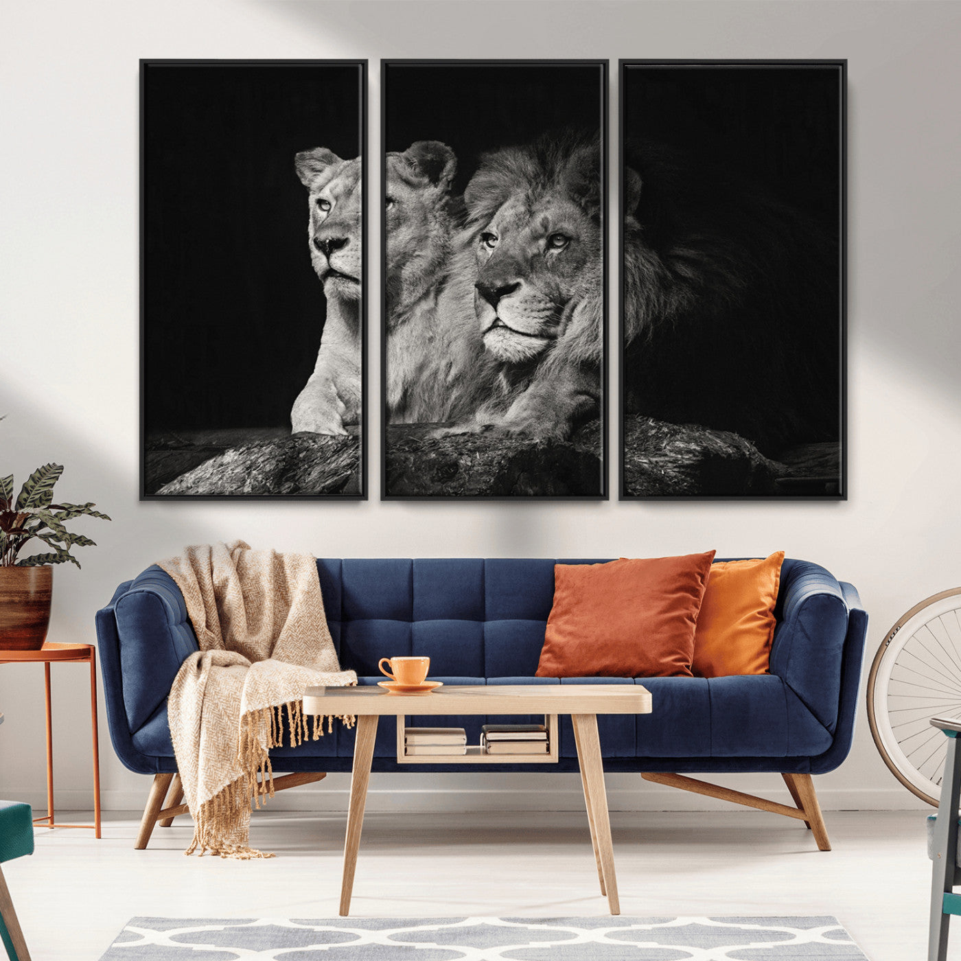 MGV-FC-48X32-3P - Lion Couple Canvas Wall Art Print – Elegant Wildlife Portrait in Black and White Lion Family – Ready to Hang
