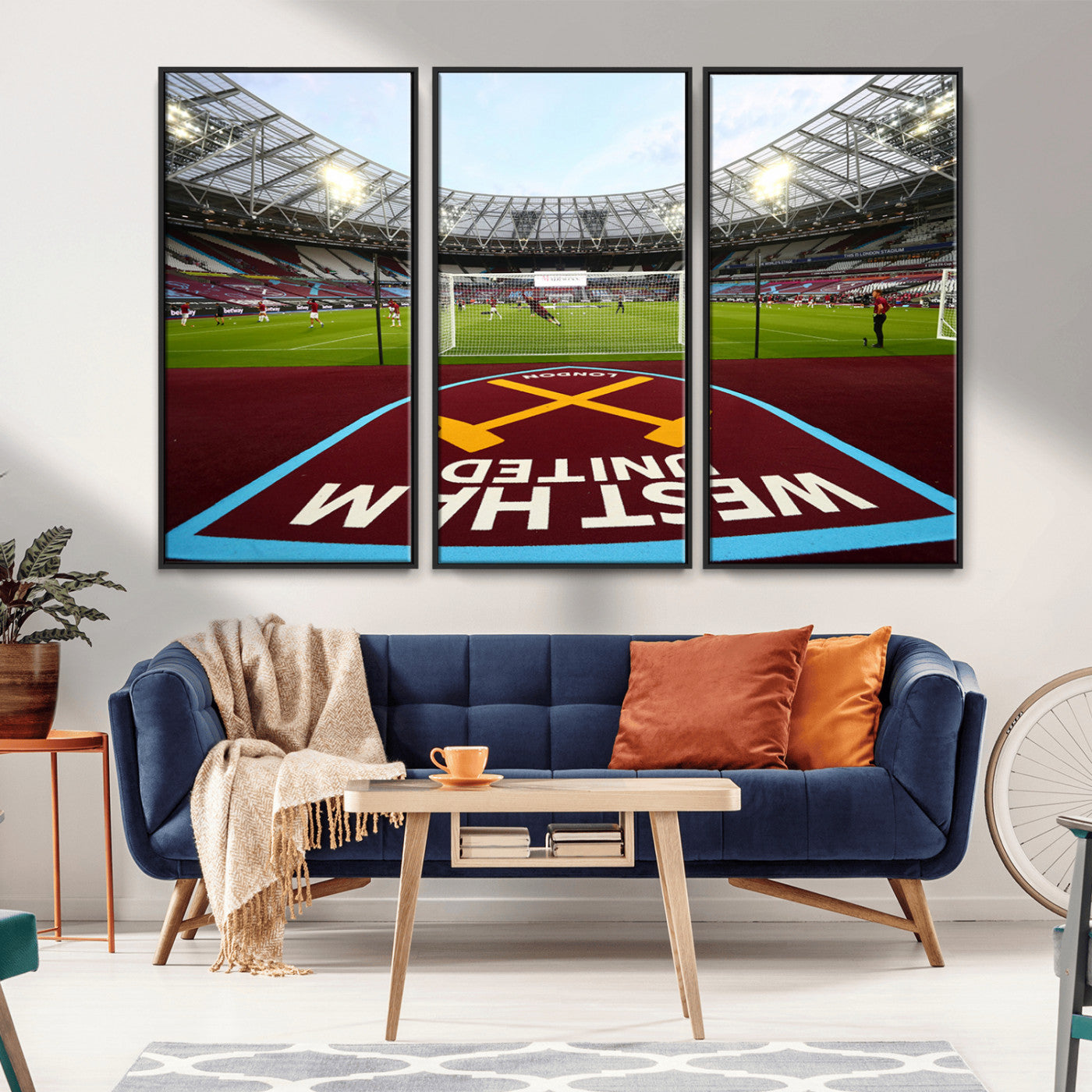 MGV-FC-48X32-3P - West Ham United FC Stadium Canvas Wall Art – London Stadium Football Print – Premier League Team