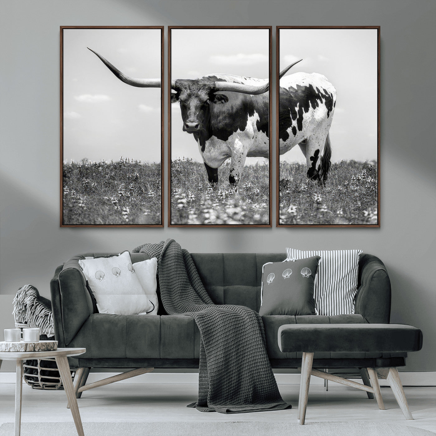 -Texas Black White Highland Longhorn Cow Wall Art Canvas Print