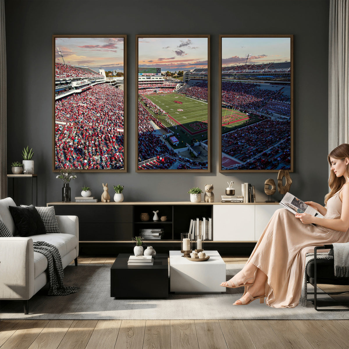 46571211-MGV-CV-36X24 - Donald W. Reynolds Razorback Stadium Wall Art Canvas Print – Arkansas Razorbacks Football Artwork for Home, Office, and Sports Room Decor