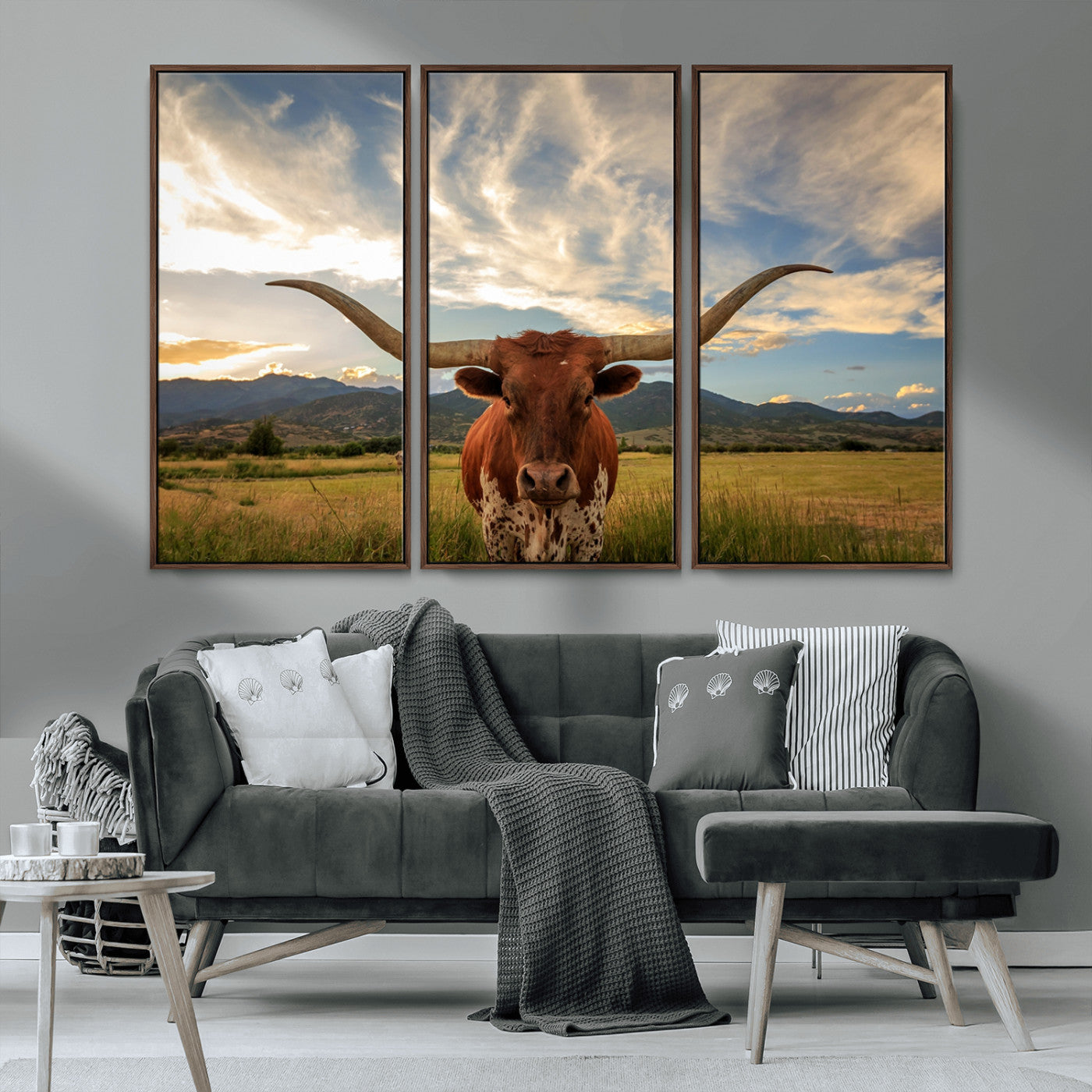 MGV-FC-48X32-3P - Texas Longhorn Canvas Wall Art – Majestic Triptych Animal Print – Rustic Western Decor for Living