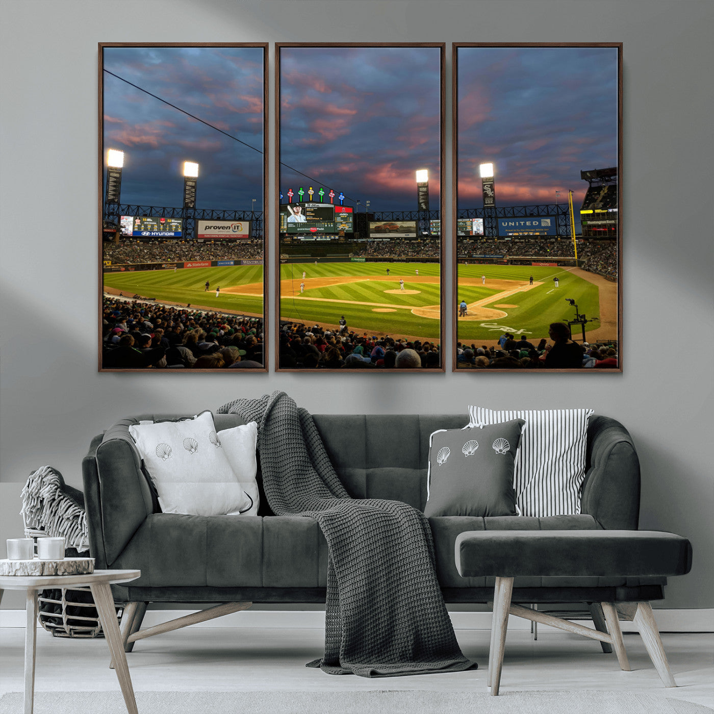MGV-FC-48X32-3P - Chicago White Sox Baseball Team Print Canvas- Guaranteed Rate Field Stadium Wall Art Canvas Print