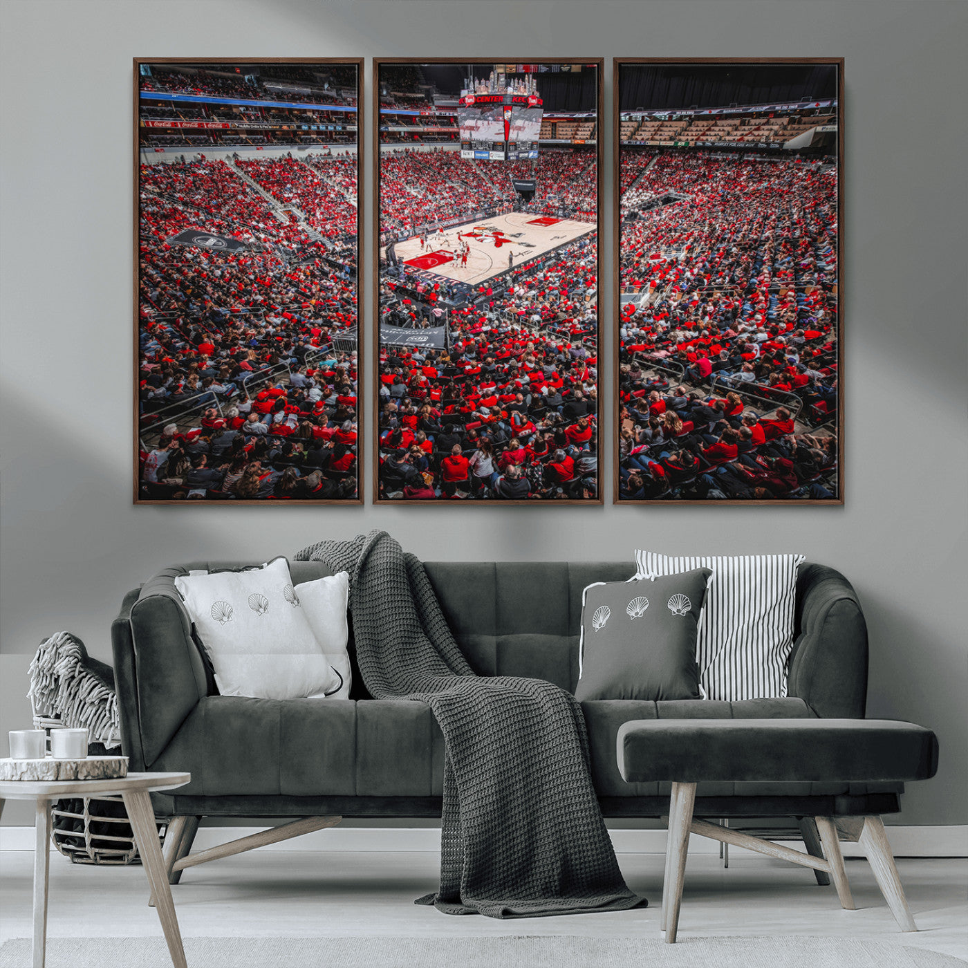 MGV-FC-48X32-3P - Louisville Cardinals Basketball Print Canvas - Louisville KFC Yum Center Arena Wall Art Canvas Print