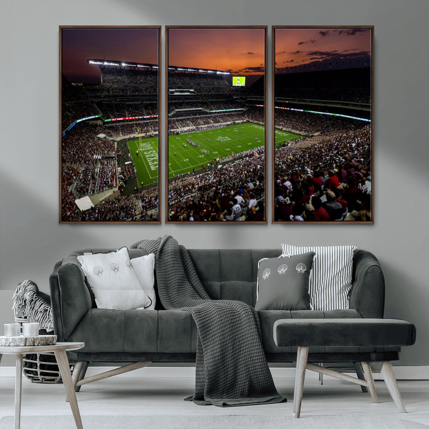 MGV-FC-48X32-3P - Texas A&M Aggies Football Team Print - College Station Kyle Field Stadium Wall Art Canvas Print