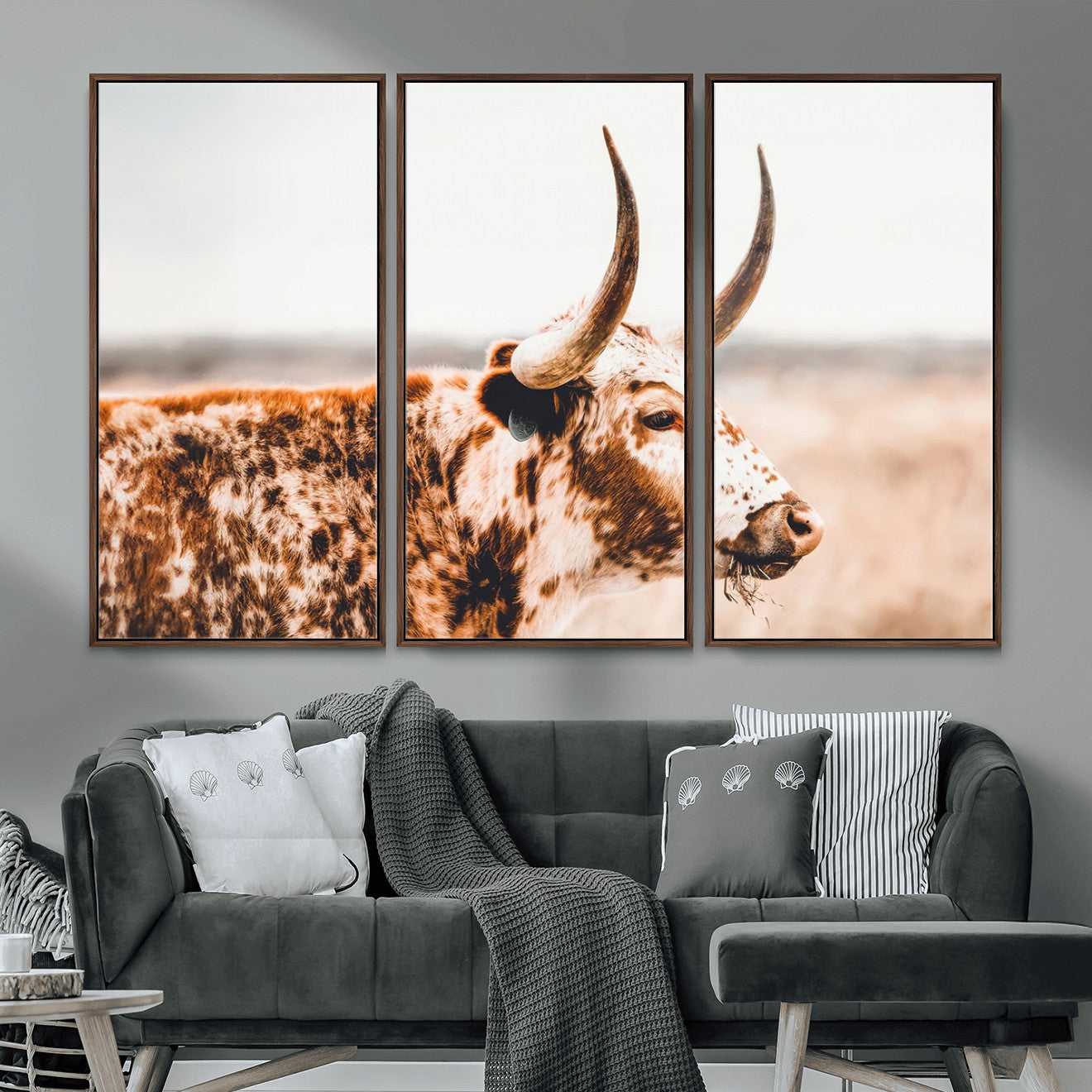 MGV-FC-48X32-3P - Speckled Bull Wall Art Canvas Print – Rustic Cow Longhorn Farmhouse Animal Decor – Western Longhorn