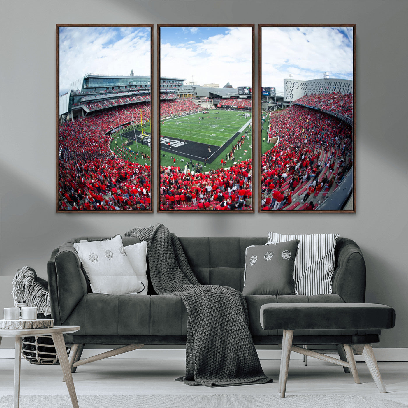 MGV-FC-48X32-3P - Cincinnati Bearcats Football Team Print - Nippert Stadium Wall Art Canvas Print