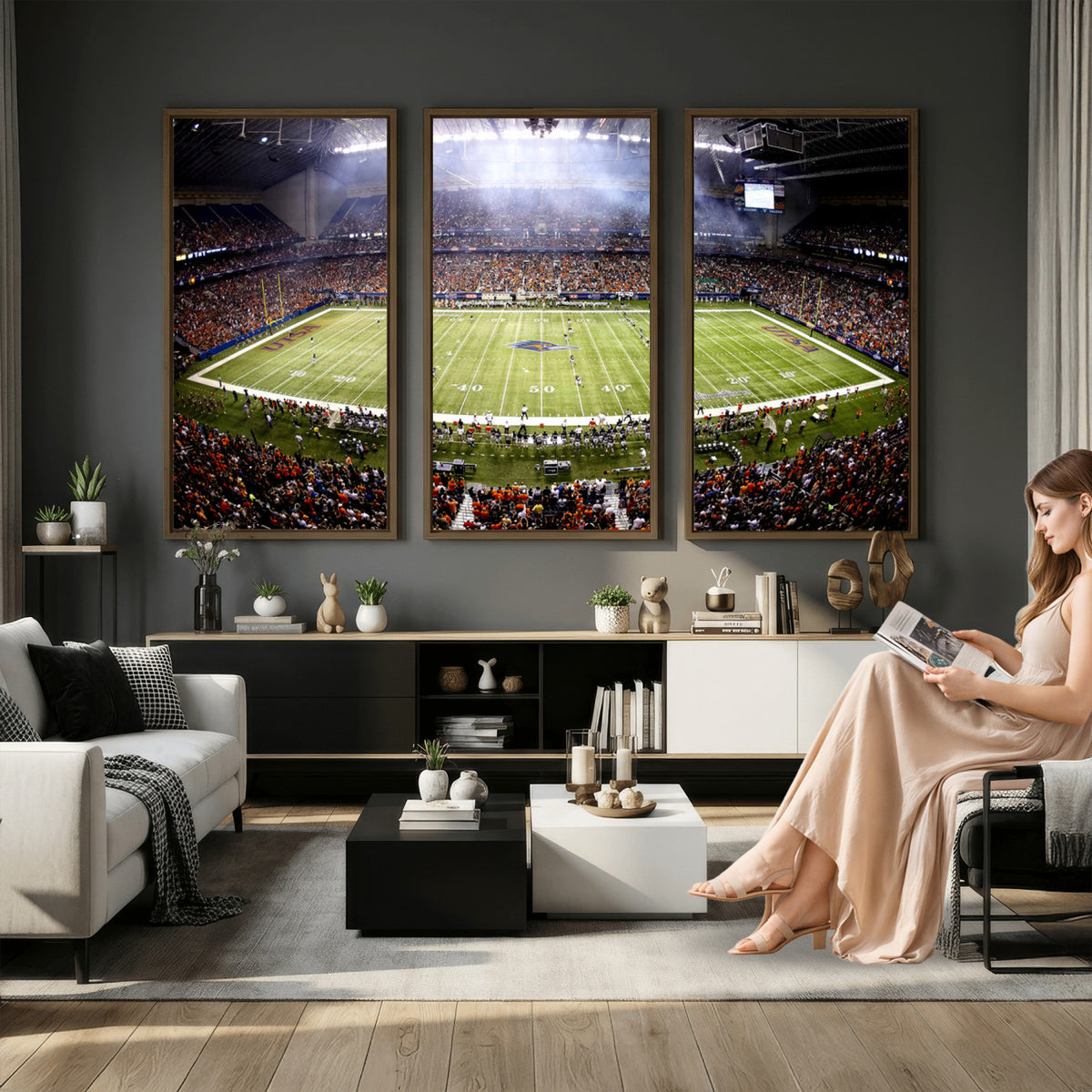 46972-MGV-CV-36X24 - The University of Texas at San Antonio Roadrunners Football Team Print, Framed and Ready to Hang
