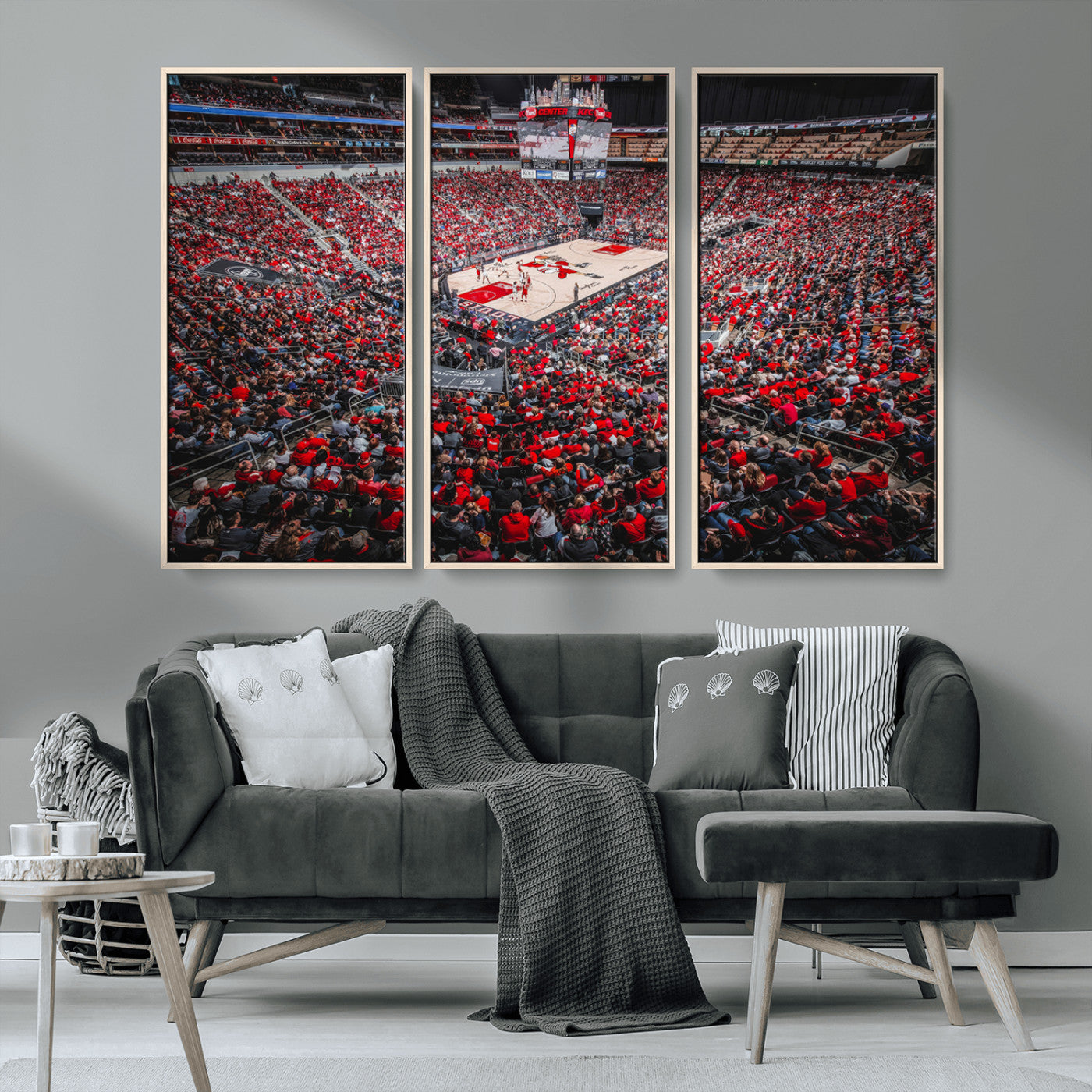 MGV-FC-48X32-3P - Louisville Cardinals Basketball Print Canvas - Louisville KFC Yum Center Arena Wall Art Canvas Print