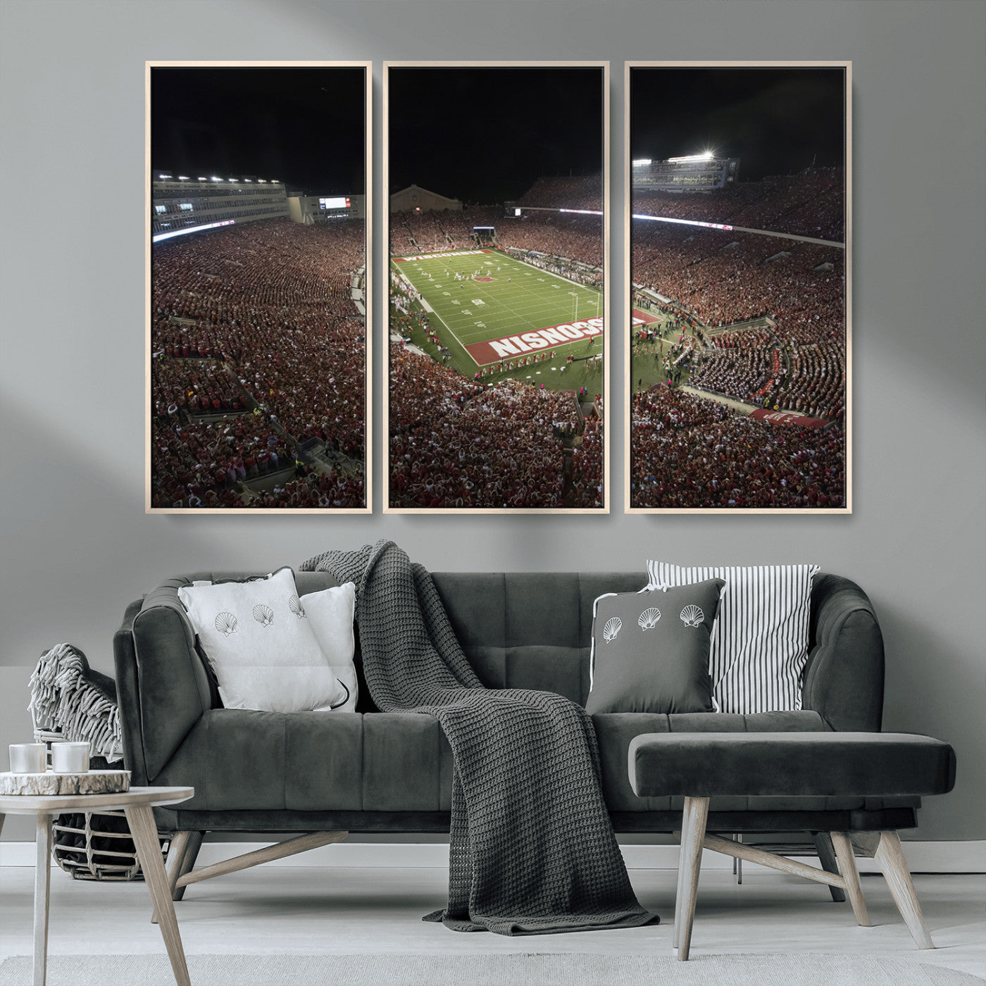 MGV-FC-48X32-3P - Wisconsin Badgers Football Team Print - Madison Camp Randall Stadium Wall Art Canvas Print
