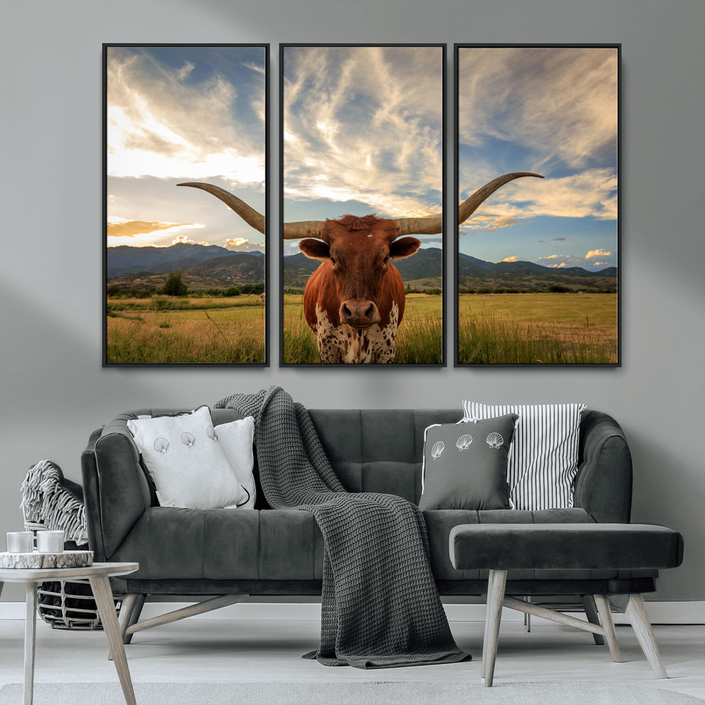 MGV-FC-48X32-3P - Texas Longhorn Canvas Wall Art – Majestic Triptych Animal Print – Rustic Western Decor for Living