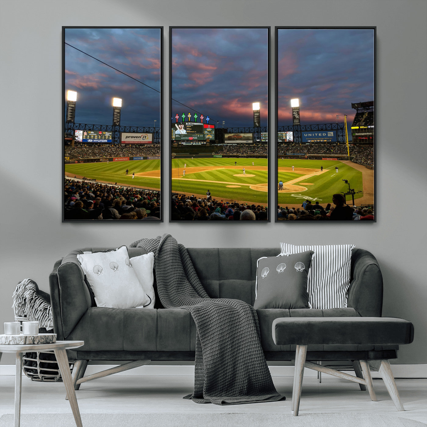 MGV-FC-48X32-3P - Chicago White Sox Baseball Team Print Canvas- Guaranteed Rate Field Stadium Wall Art Canvas Print