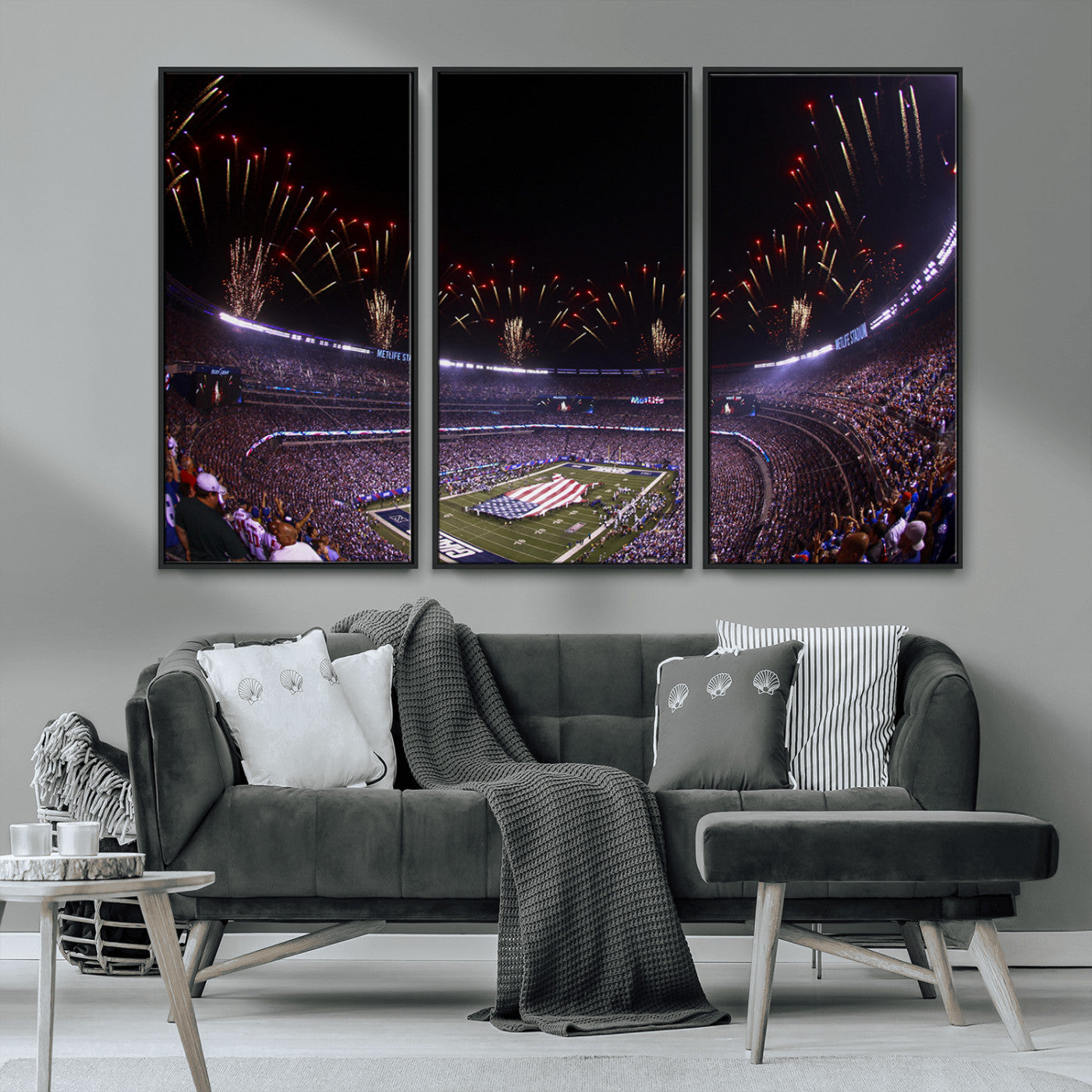 MGV-FC-48X32-3P - New York Giants Football Team Print - East Rutherford MetLife Stadium Wall Art Canvas Print