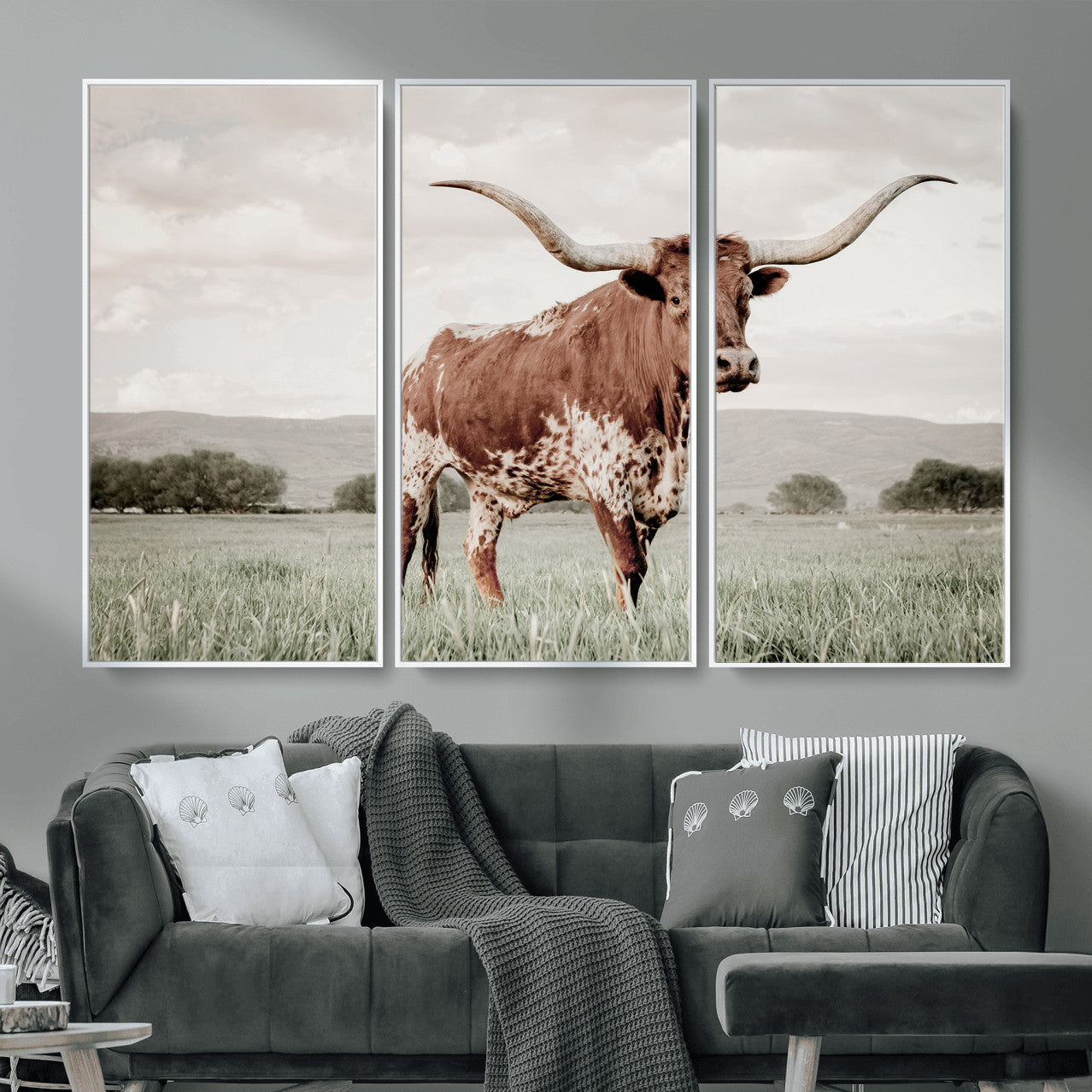 MGV-FC-48X32-3P - Texas Longhorn Wall Art Canvas Print, Framed Spotted Cattle Art Picture Print, Horned Bull Perfect Rustic Western Decor Artwork