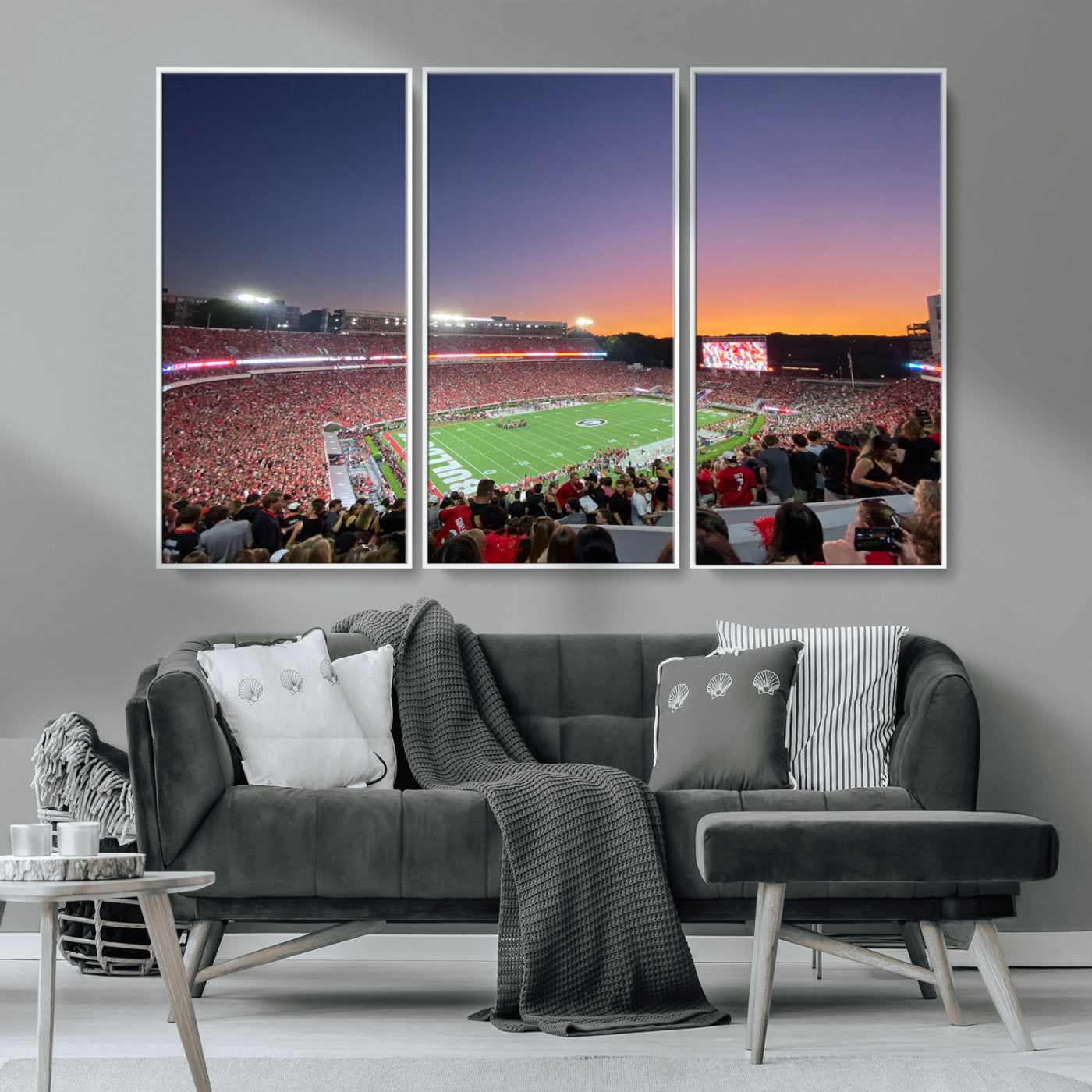 25139565-MGV-CV-48X32-3P-Dooley Stadium Wall Art Print, Sports Arena Canvas Wall Art, Dooley Field at Sanford Stadium Canvas Print, Modern Athletic Field Art Printing