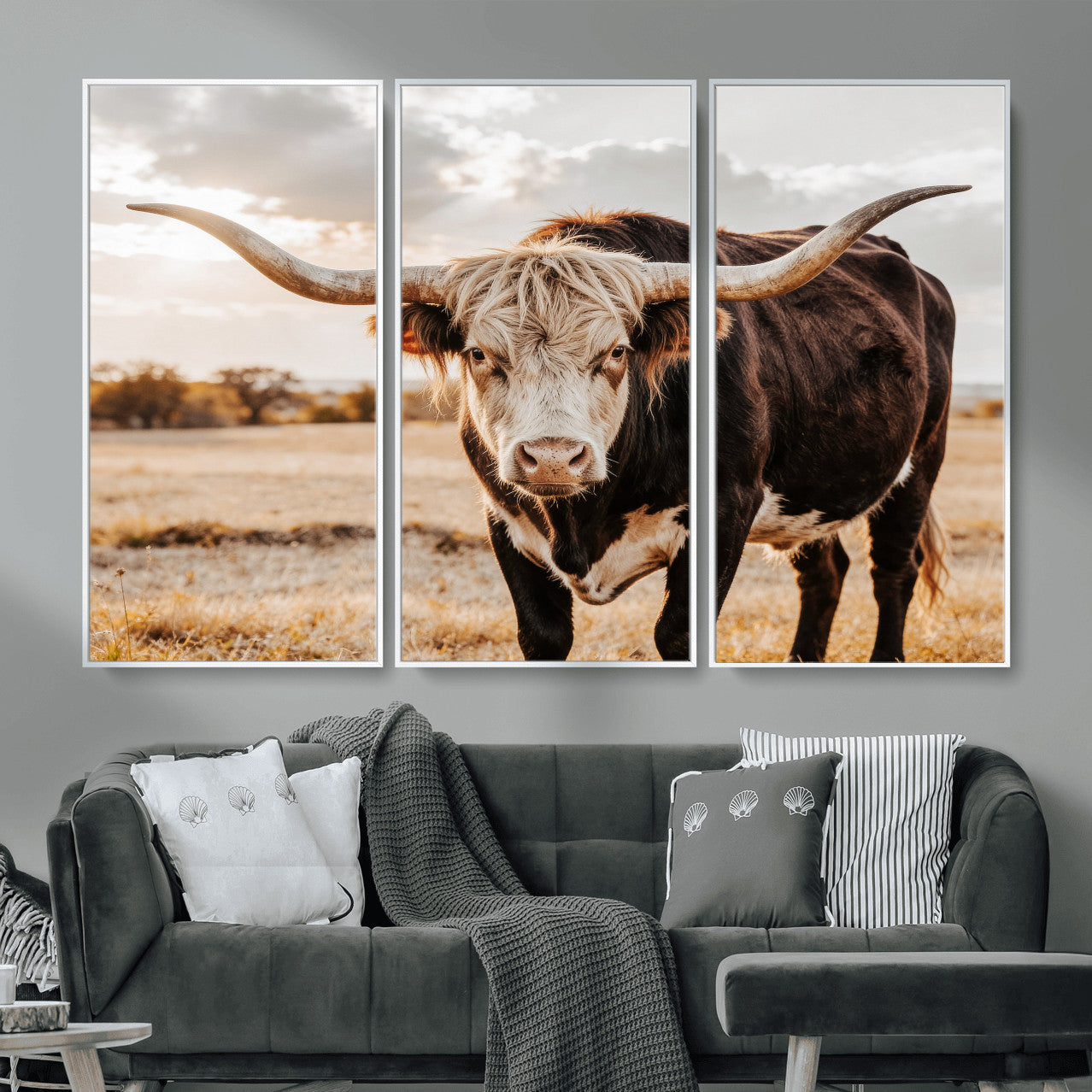 88230279-MGV-CV-36X24 - Texas Longhorn Bull Rustic Wall Art Canvas Print, Western Cattle Photography Canvas Print, Ranch Farm Animal Western Art Printing
