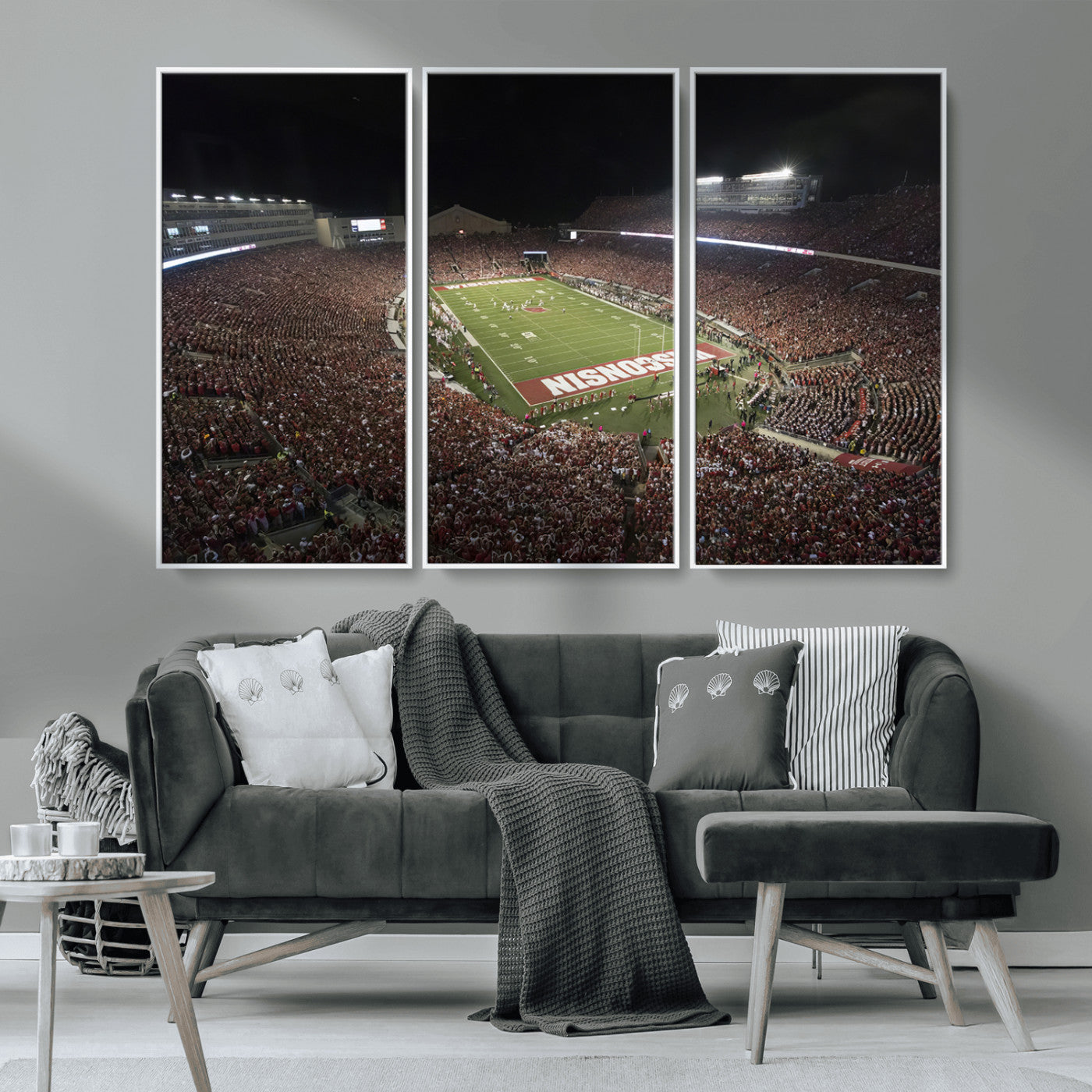 MGV-FC-48X32-3P - Wisconsin Badgers Football Team Print - Madison Camp Randall Stadium Wall Art Canvas Print