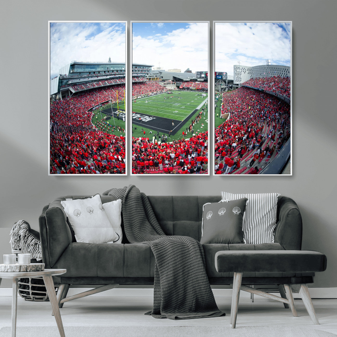 MGV-FC-48X32-3P - Cincinnati Bearcats Football Team Print - Nippert Stadium Wall Art Canvas Print