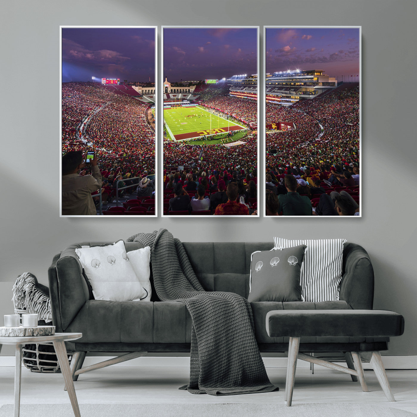 MGV-FC-48X32-3P - The University of Southern California USC Trojans Football Team Print - Los Angeles Memorial
