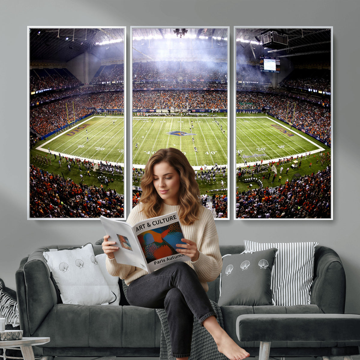 46972-MGV-CV-36X24 - The University of Texas at San Antonio Roadrunners Football Team Print, Framed and Ready to Hang