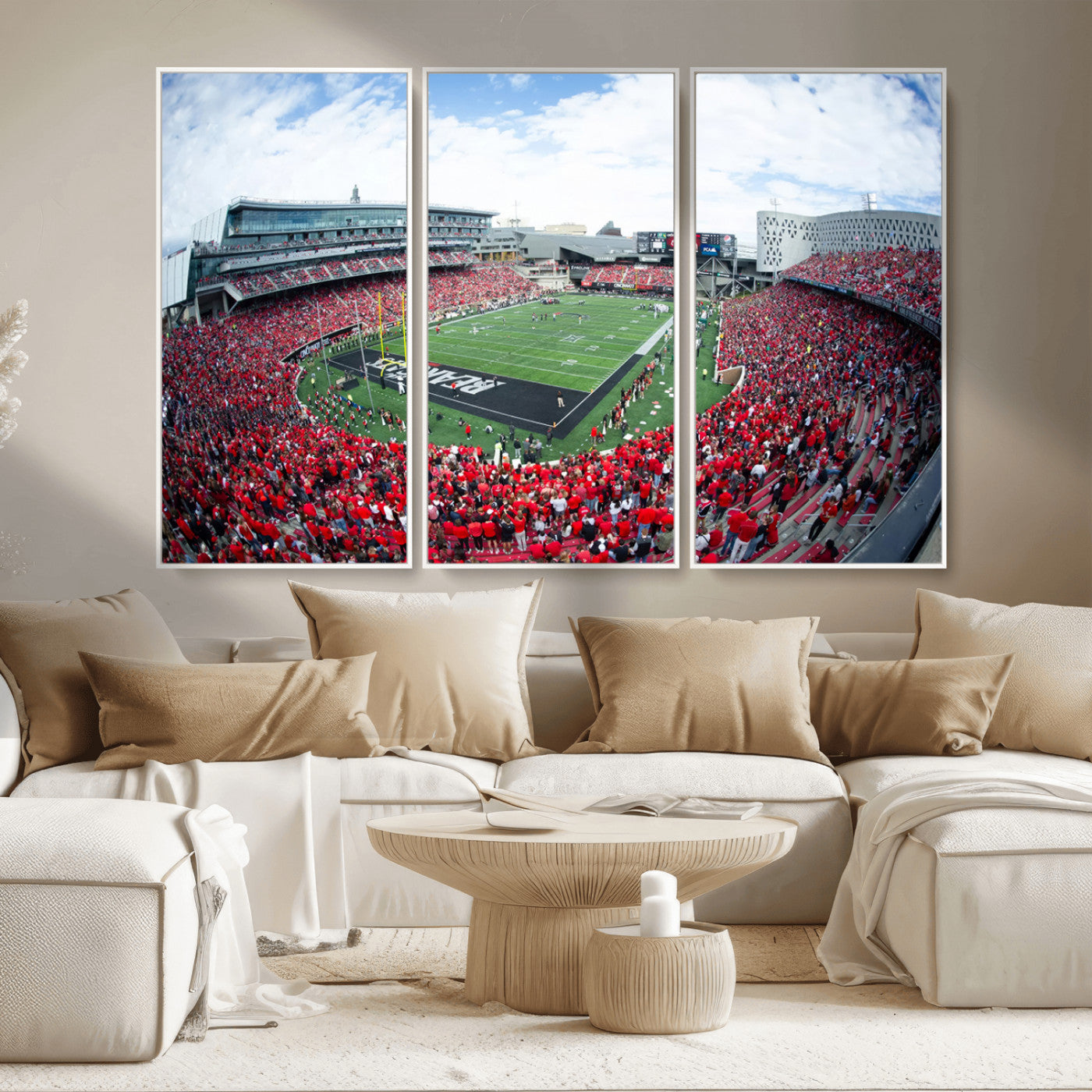 MGV-FC-48X32-3P - Cincinnati Bearcats Football Team Print - Nippert Stadium Wall Art Canvas Print