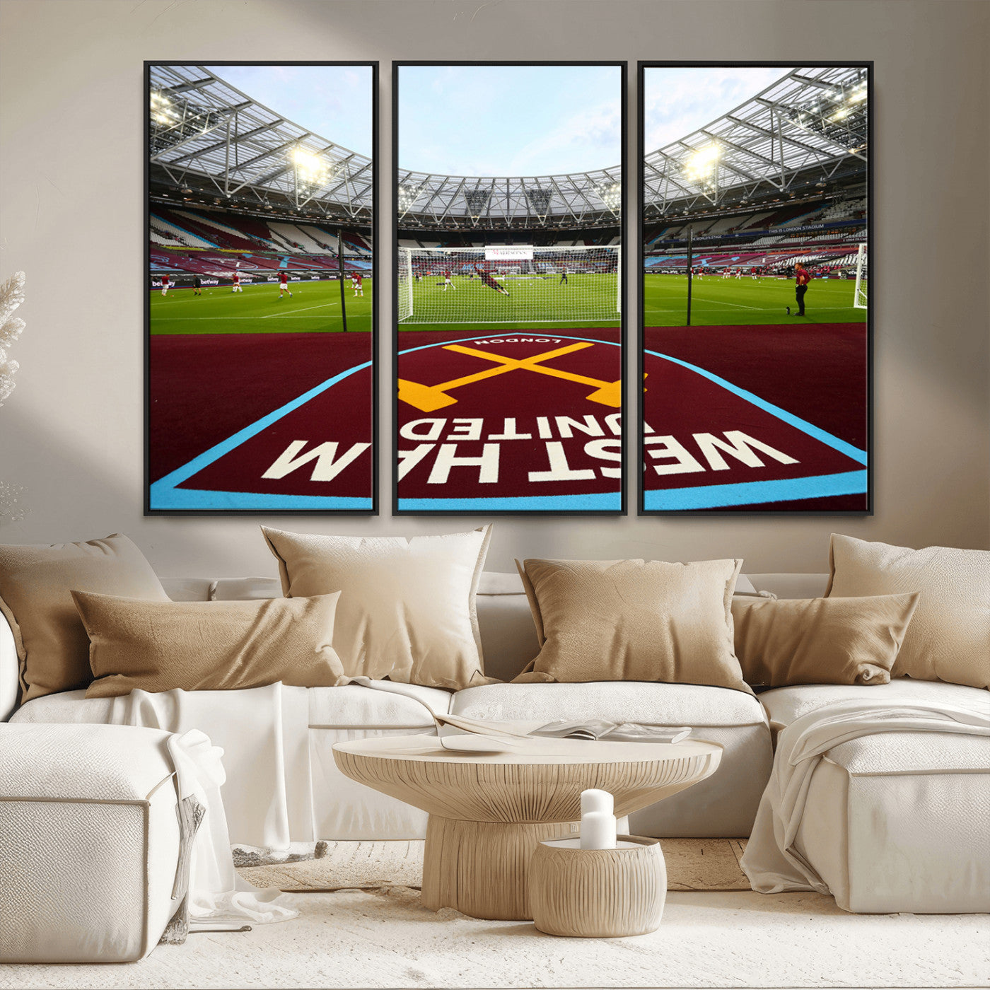 MGV-FC-48X32-3P - West Ham United FC Stadium Canvas Wall Art – London Stadium Football Print – Premier League Team