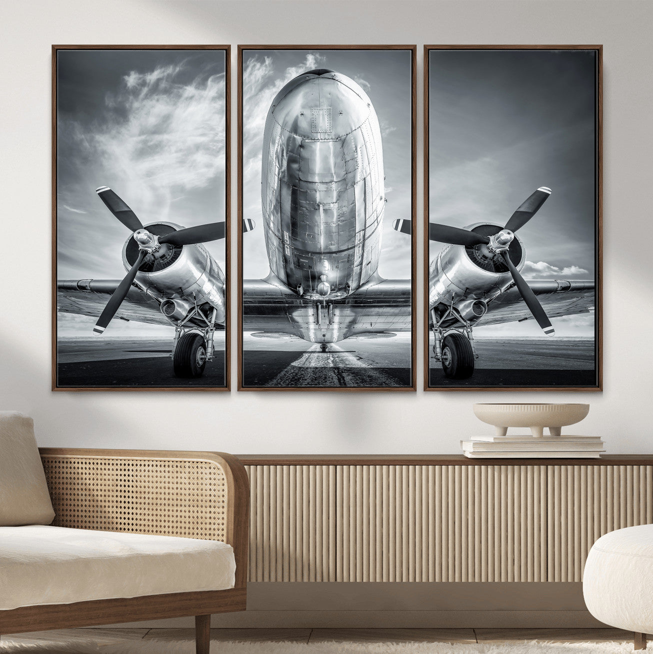 59729636-MGV-CV-36X24 - Vintage Propeller Plane Wall Art Canvas Print, Black and White Airplane Engine Close Up Framed Aviation Artwork for Pilot Office Hangar Decor
