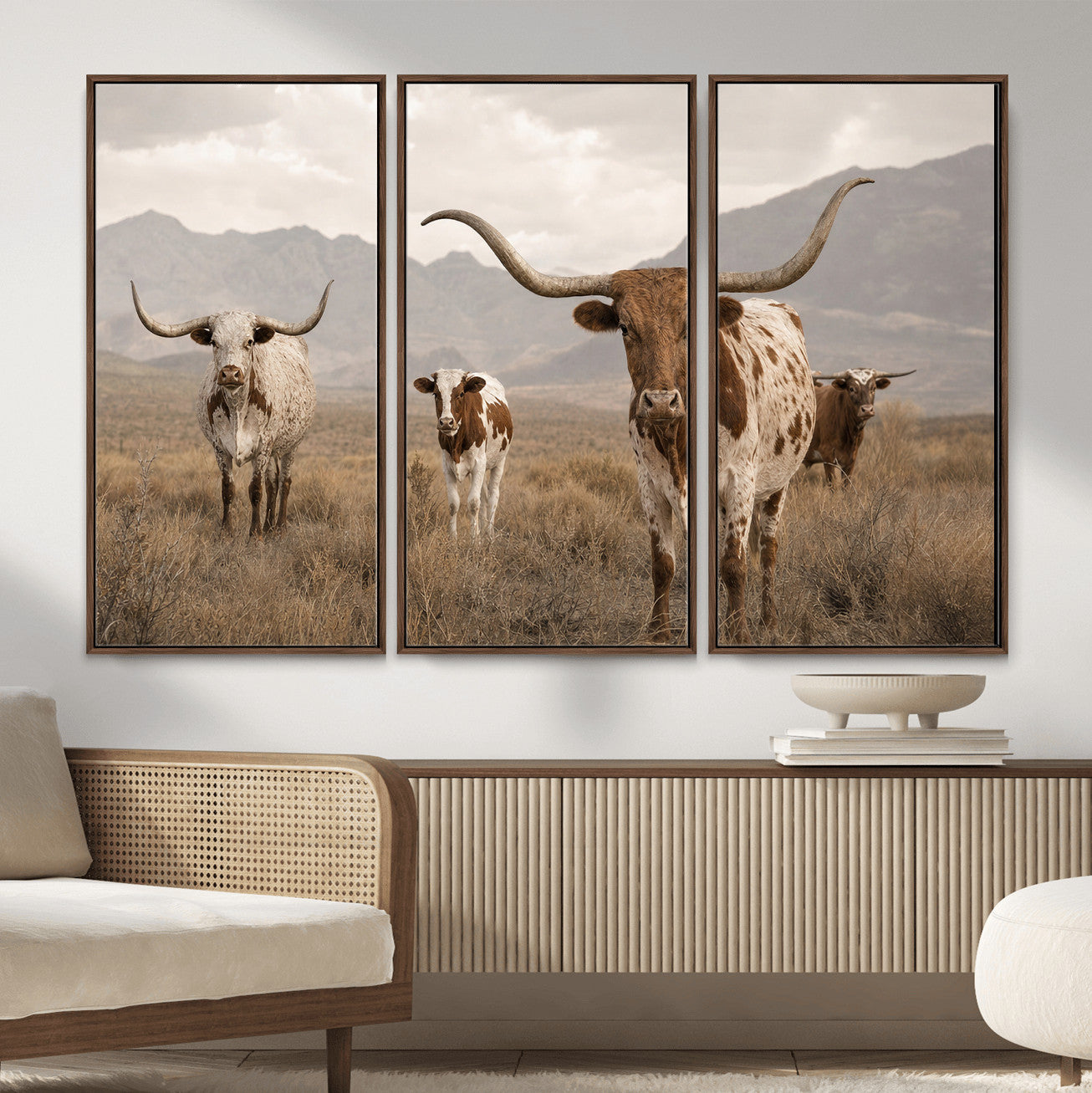 62336425AD-MGV-CV-36X24 - Rustic Texas Longhorn Cow Canvas Wall Art Print, Rustic Farm Animal Photography Print, Farmhouse Country Decor, Western Ranch Art
