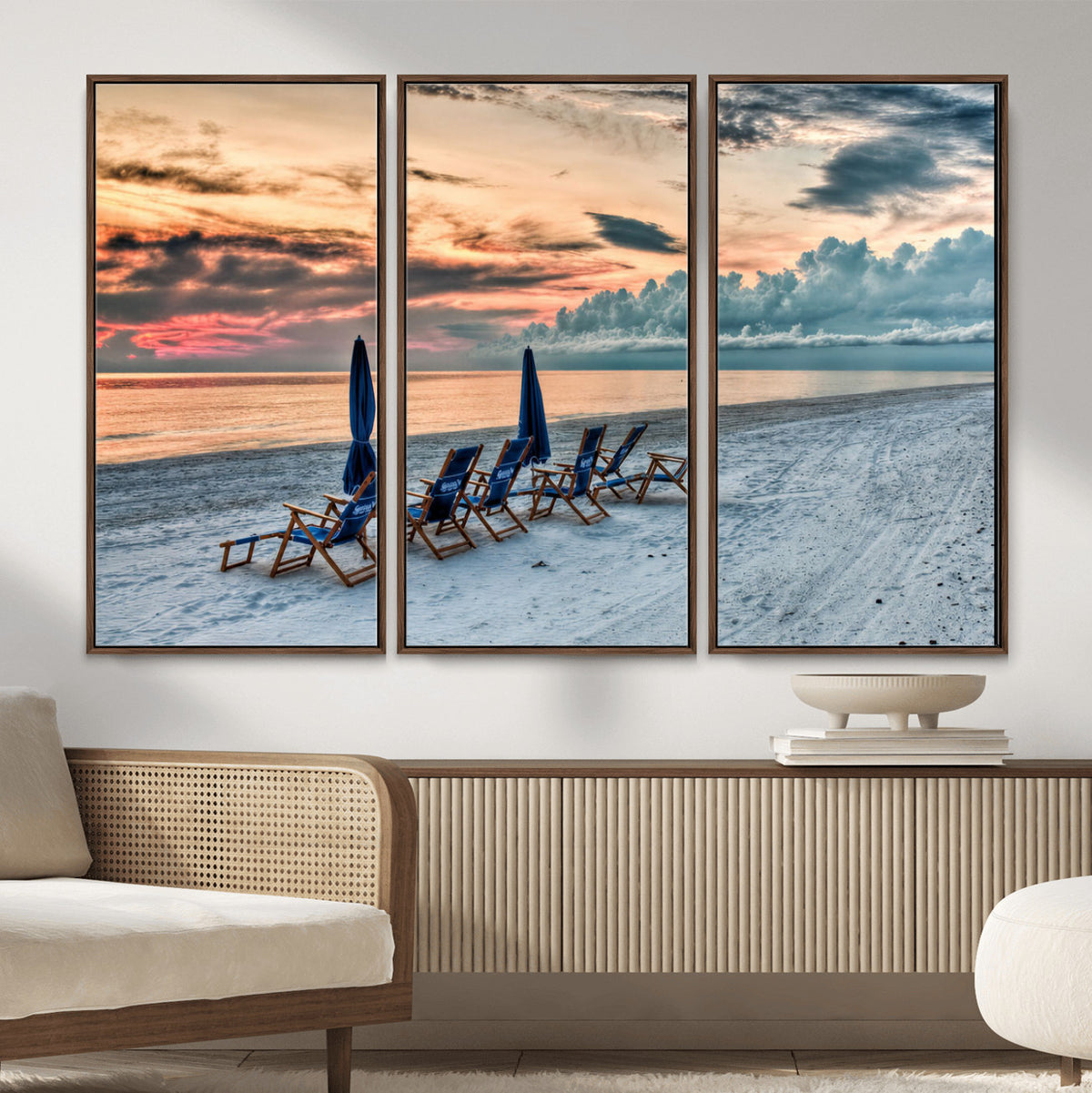 17237006-MGV-CV-36X24 - Serene Gulf Solitude Wall Art Canvas Print