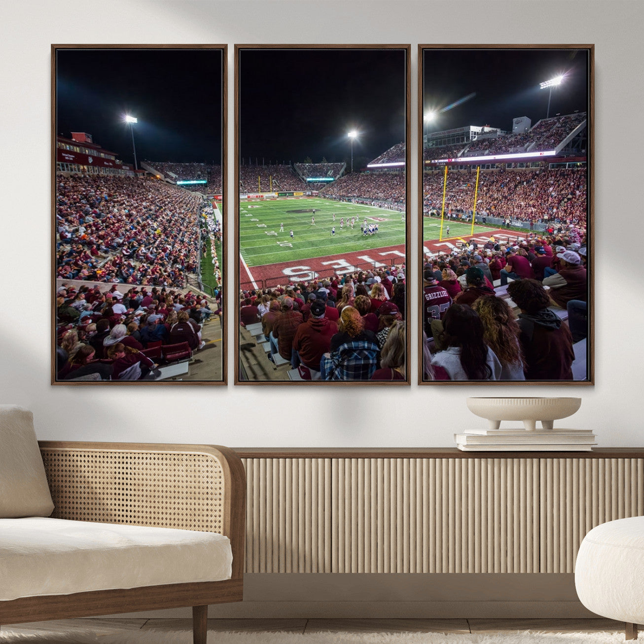 56191-MGV-CV-36X24 - Washington Grizzly Stadium American Football Wall Art Canvas Print, Sports Wall Art Print, Game Room Decor-1