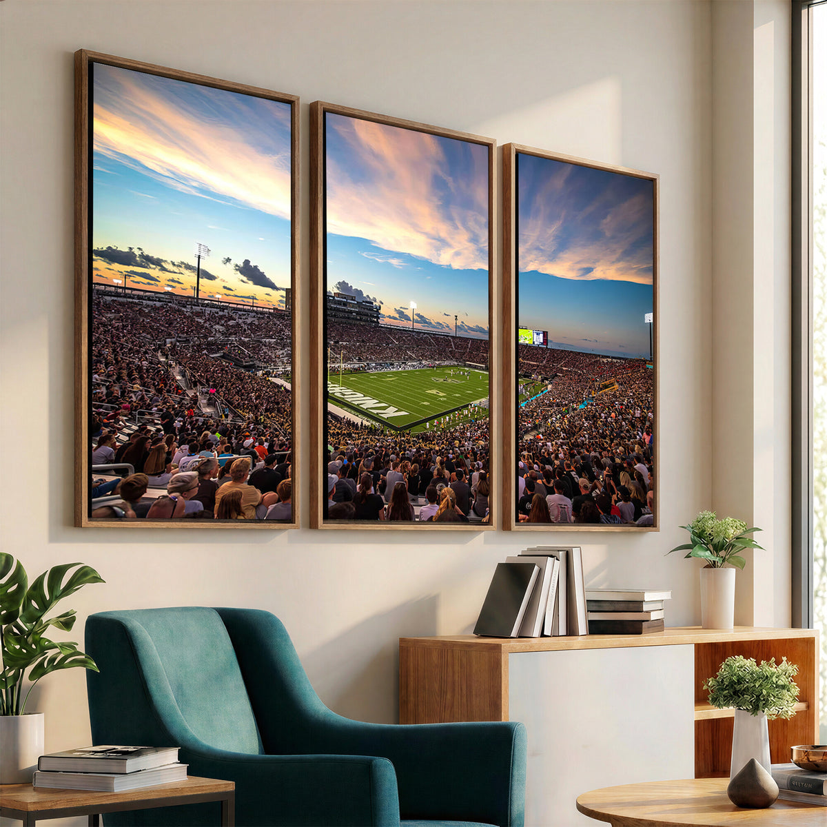 50243-MGV-CV-36X24 - UCF Knights Football Team Print - Orlando FBC Mortgage Stadium Wall Art Canvas Print