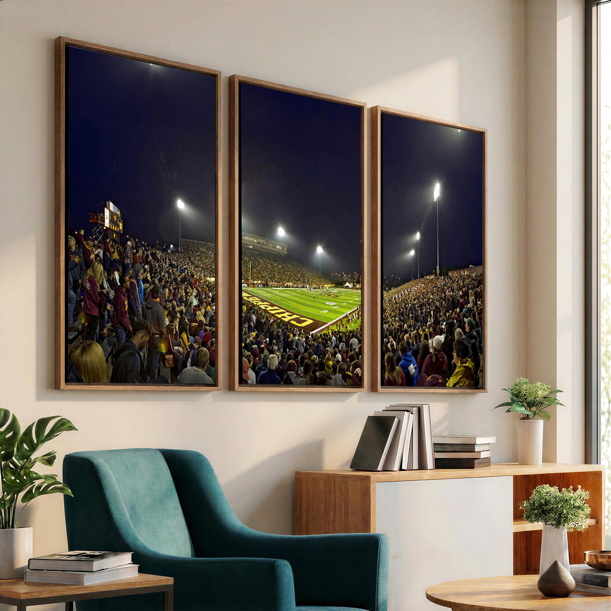 45619-MGV-CV-36X24 - Central Michigan University Chippewas Canvas Wall Art, Football Team Print - Mount Pleasant