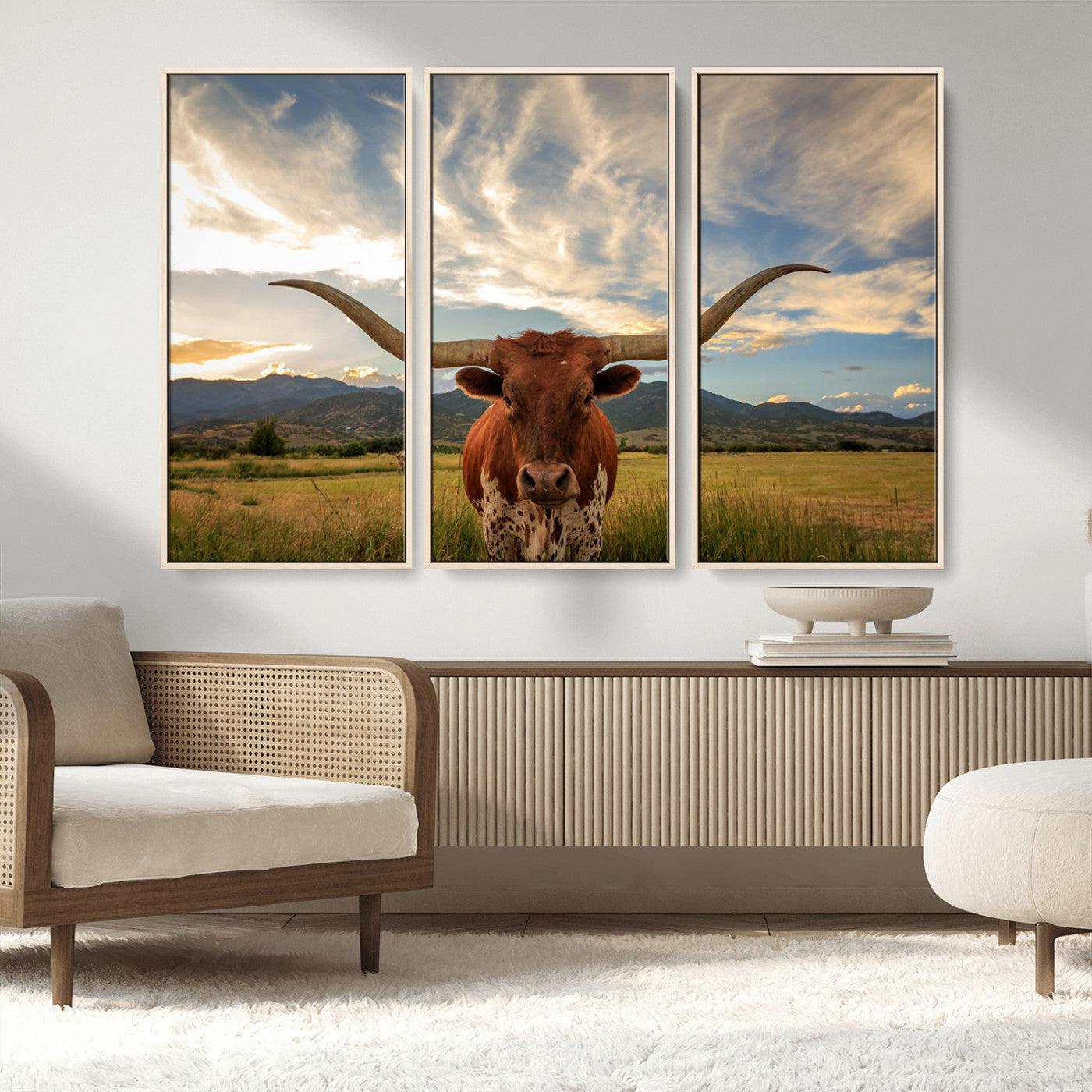 MGV-FC-48X32-3P - Texas Longhorn Canvas Wall Art – Majestic Triptych Animal Print – Rustic Western Decor for Living