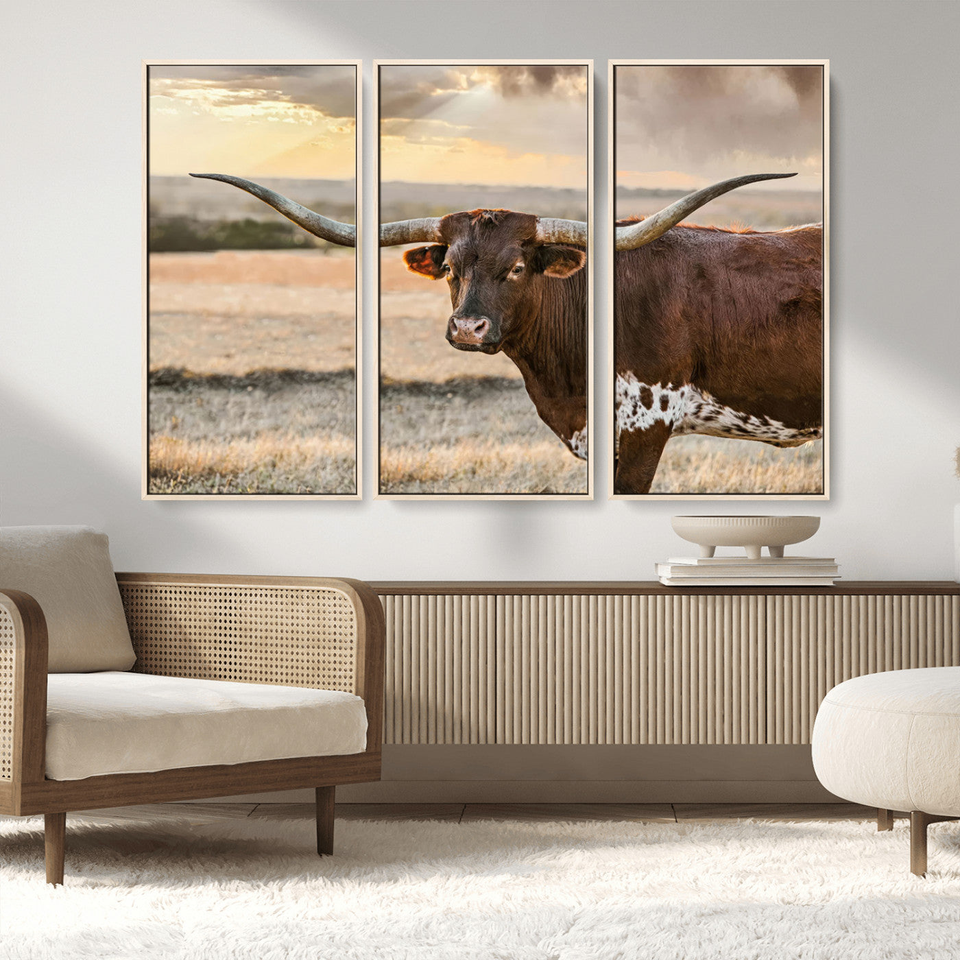 MGV-FC-48X32-3P - Texas Longhorn Wall Art Canvas Print, Rustic Ranch Decor, Majestic Western Longhorn Cattle