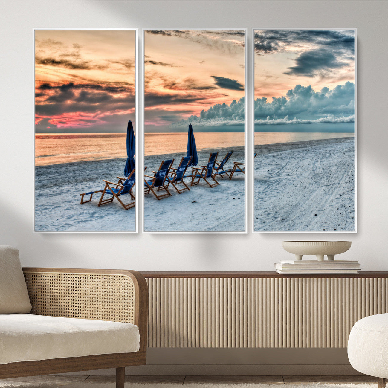17237006-MGV-CV-36X24 - Serene Gulf Solitude Wall Art Canvas Print